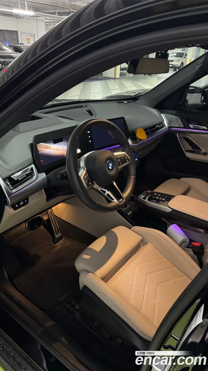 BMW iX1 2025 — 10
