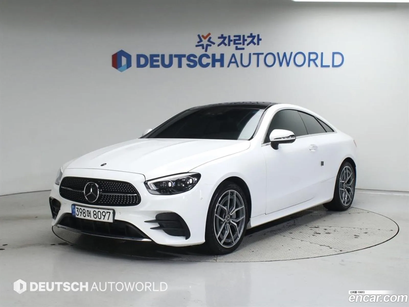 Mercedes-Benz E-Class W213 2022 — 19
