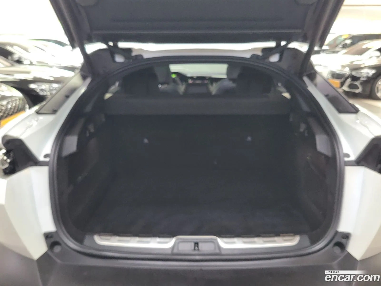 Peugeot 408 2023 — 14