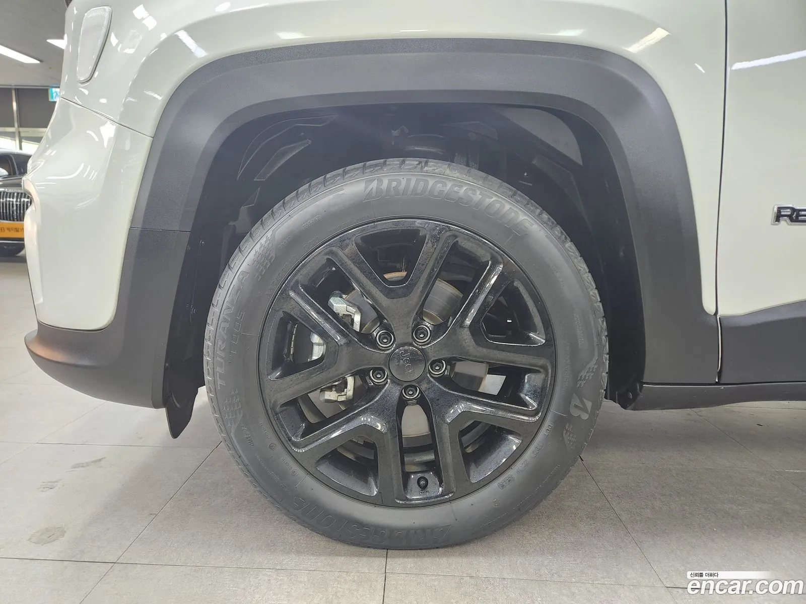 Jeep Renegade 2022 — 8