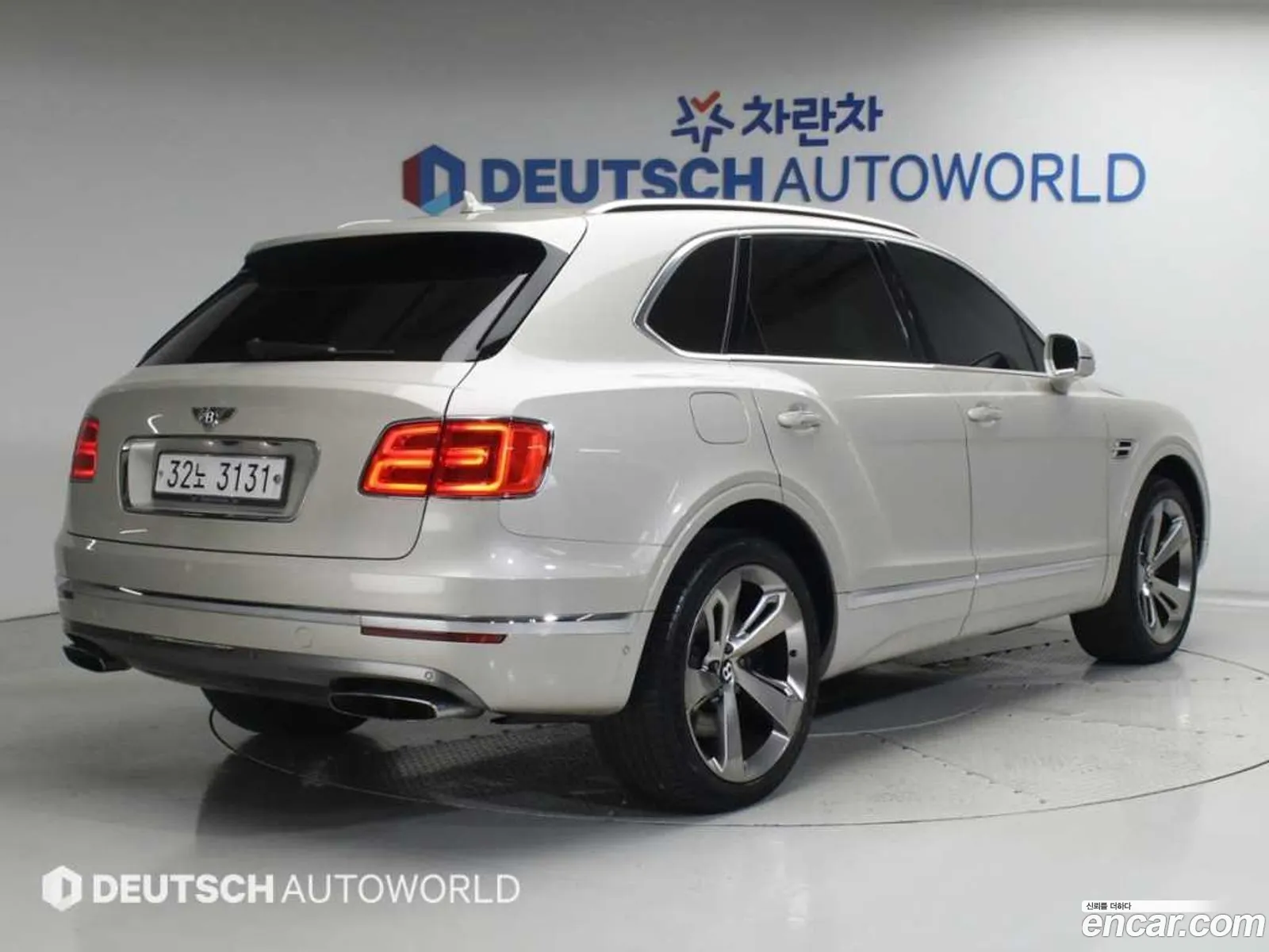 Bentley Bentayga 2018 — 5