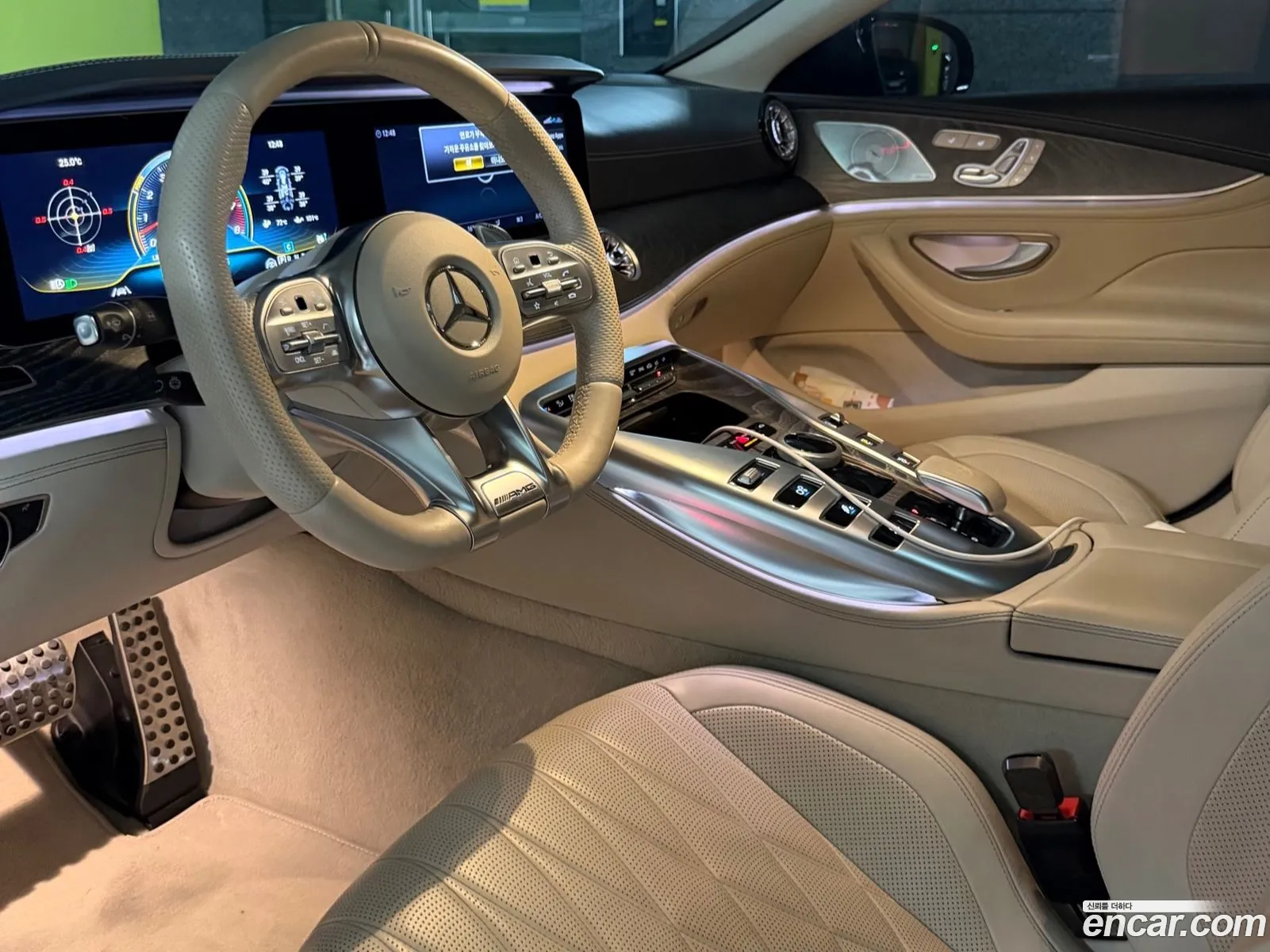 Mercedes-Benz AMG GT 2020 — 13
