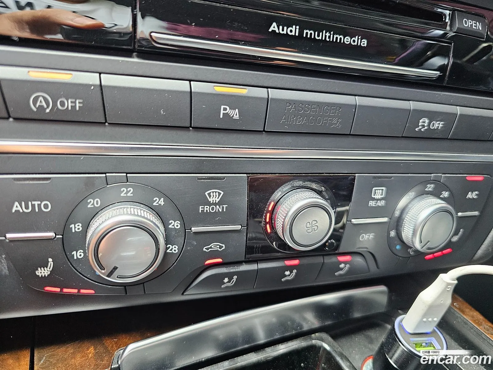 Audi A6 2015 — 16