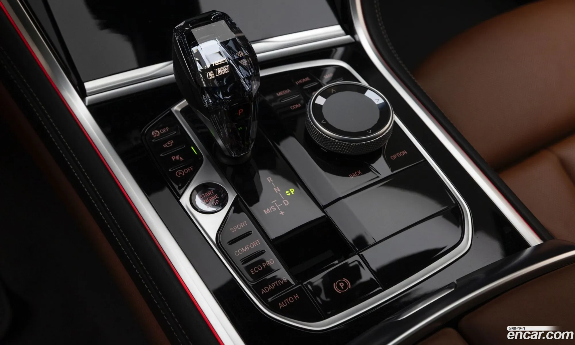 BMW 8 Series 2023 — 16