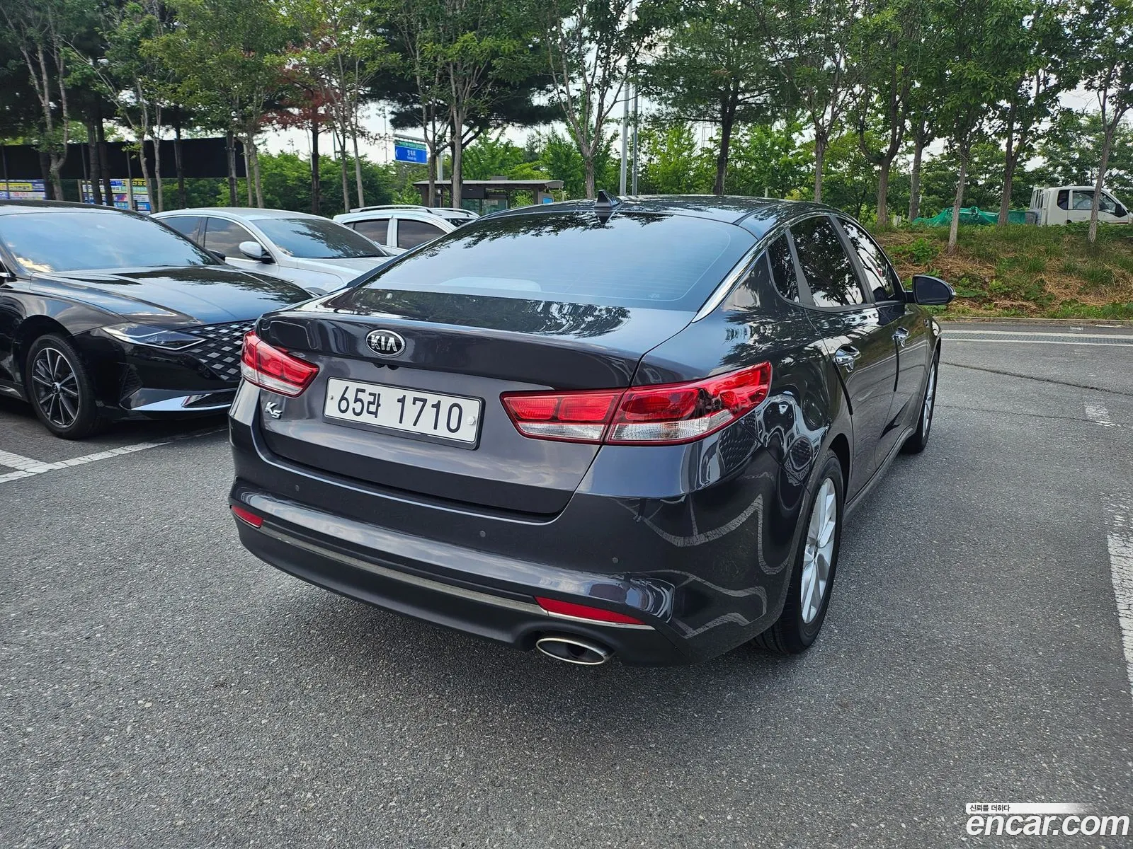 Kia K5 2017 — 2