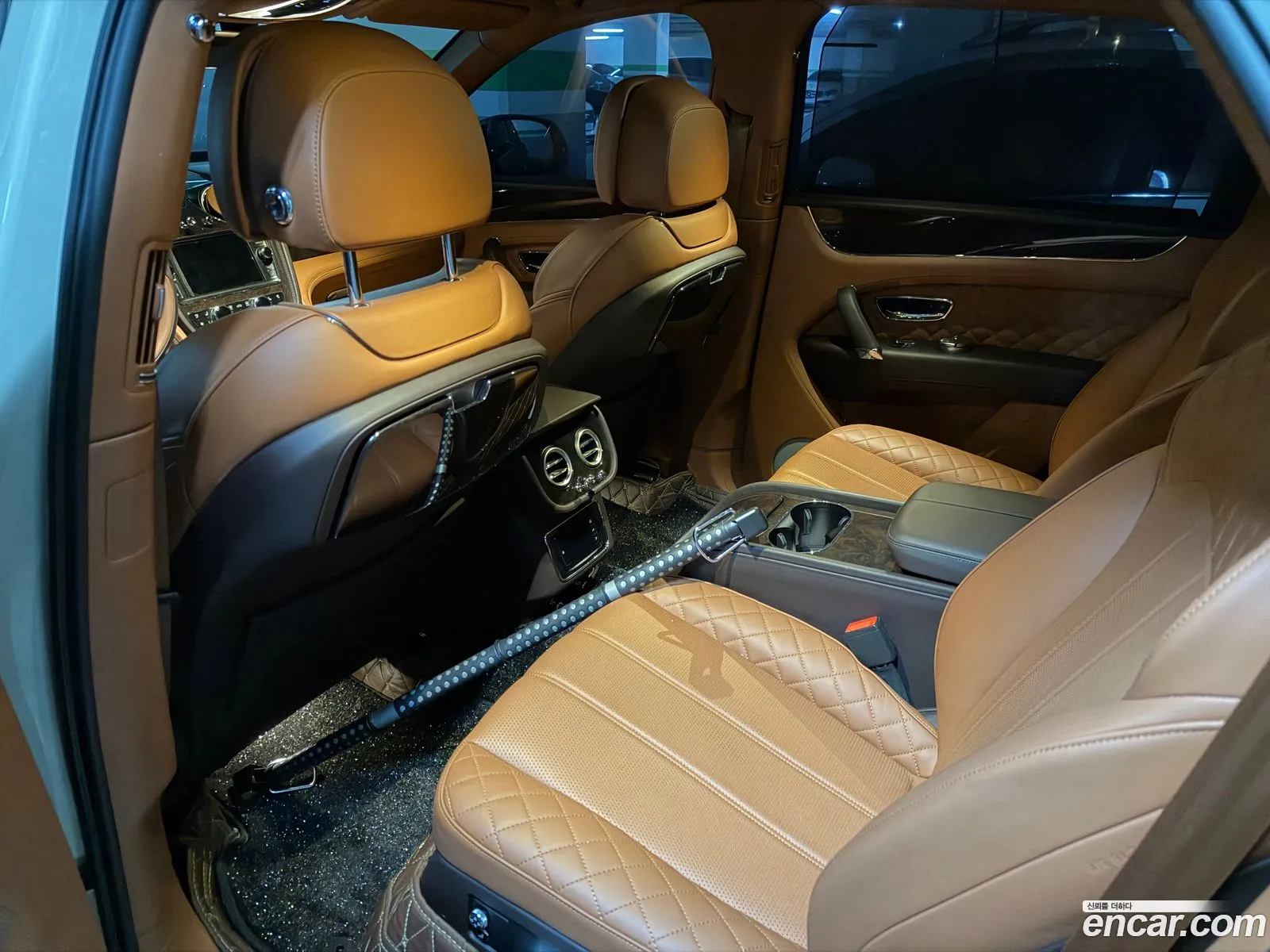 Bentley Bentayga 2017 — 2