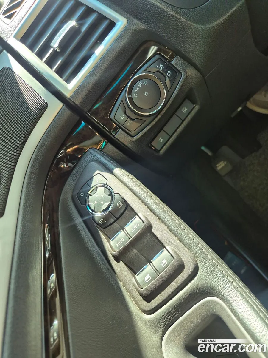Ford Explorer 2013 — 18