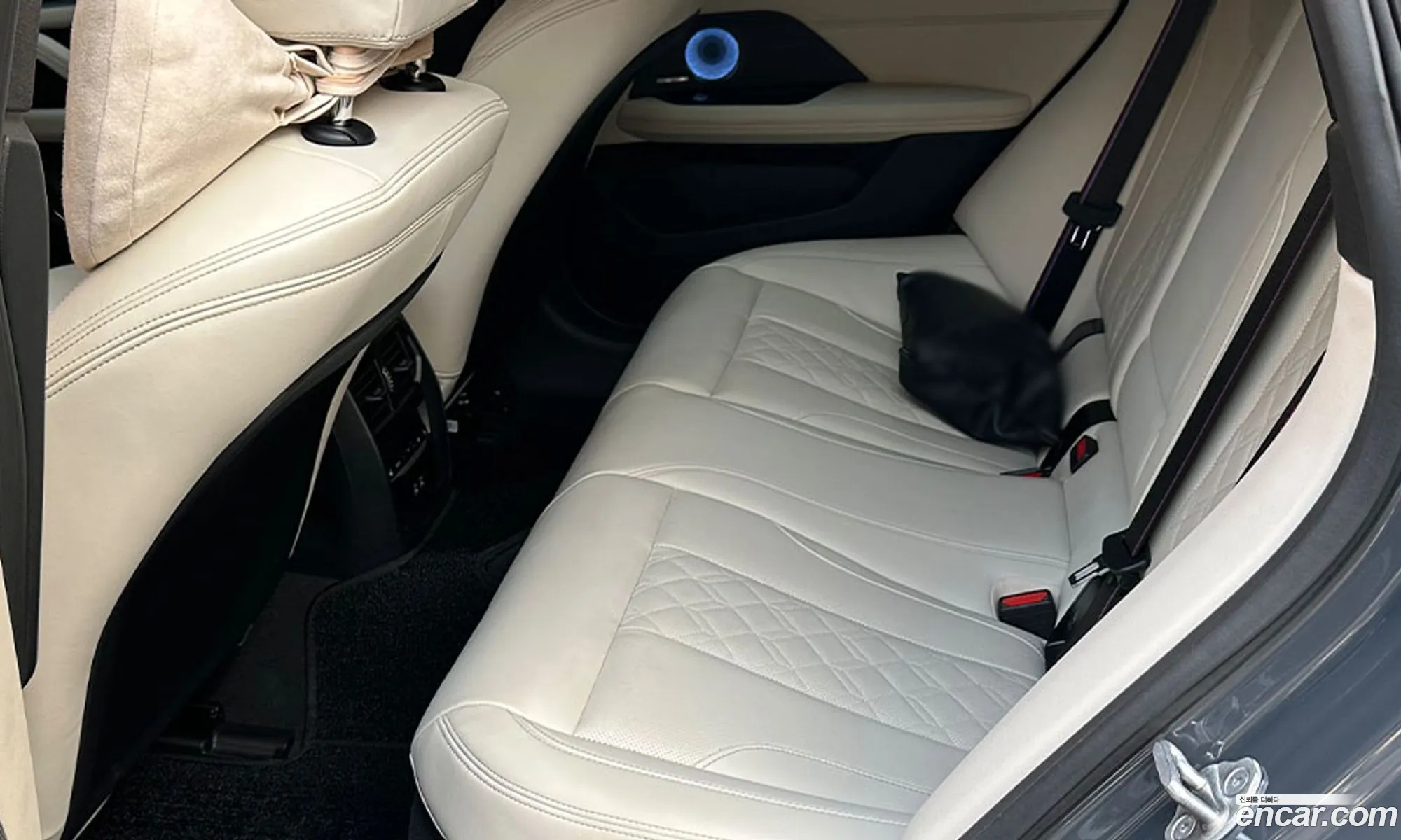 BMW i4 2025 — 4
