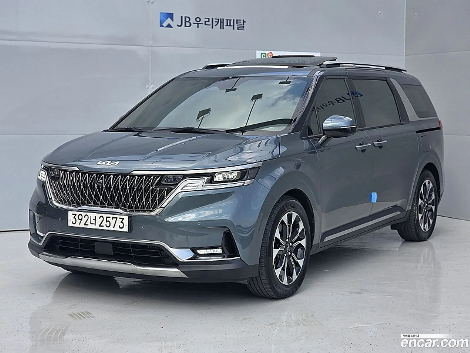 Kia Carnival 2022 — 2