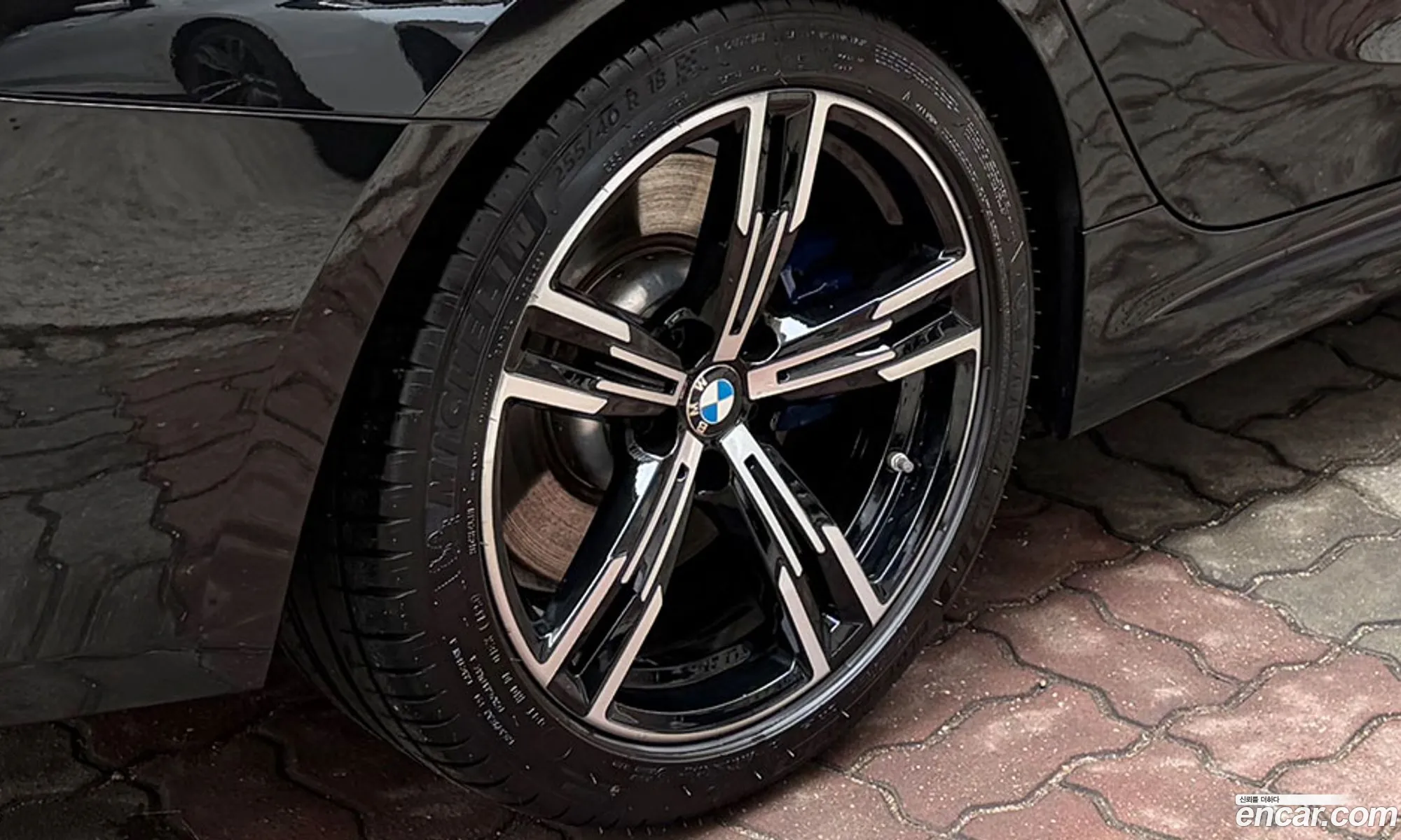 BMW 3 Series 2023 — 12