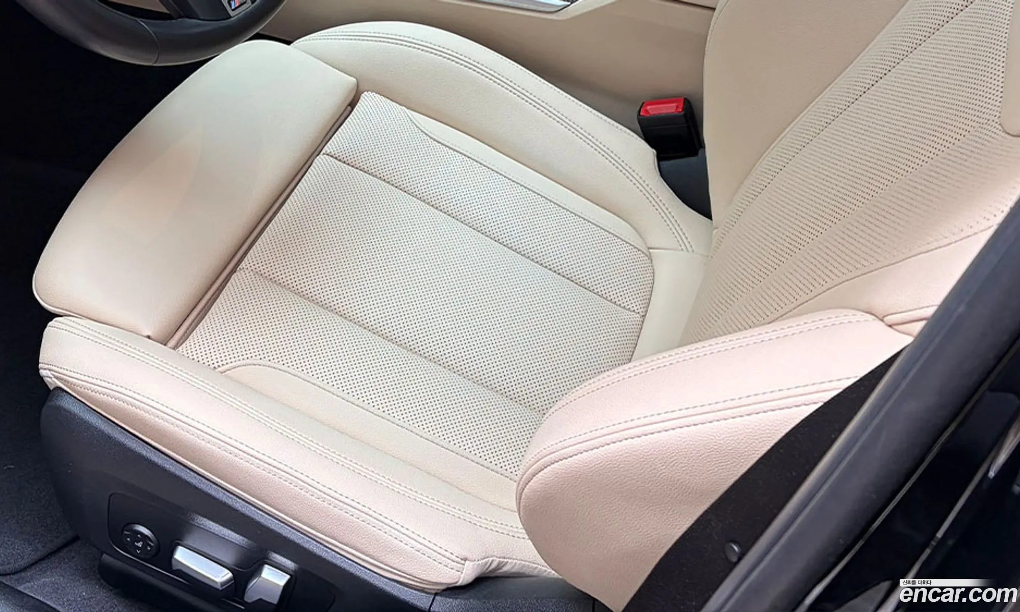 BMW 3 Series 2023 — 11