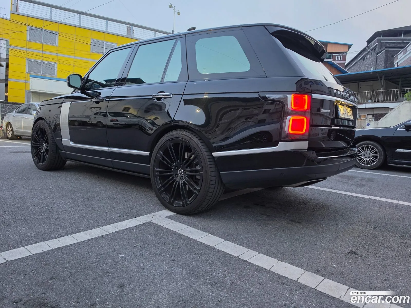 Land Rover Range Rover 2018 — 18