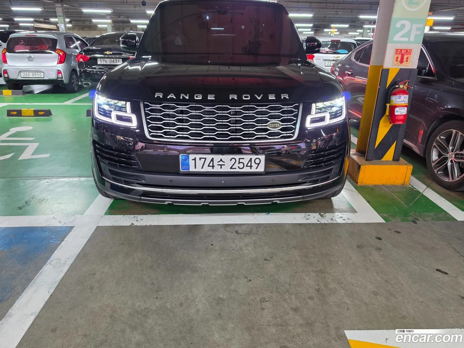 Land Rover Range Rover 2018 — 17