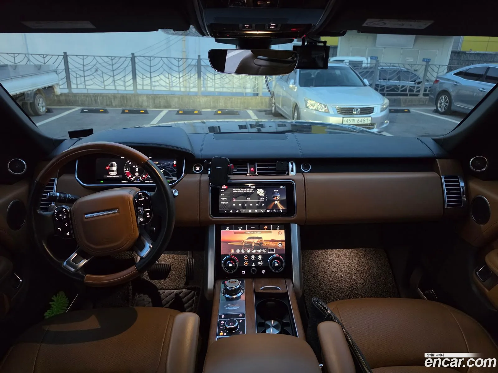 Land Rover Range Rover 2018 — 3