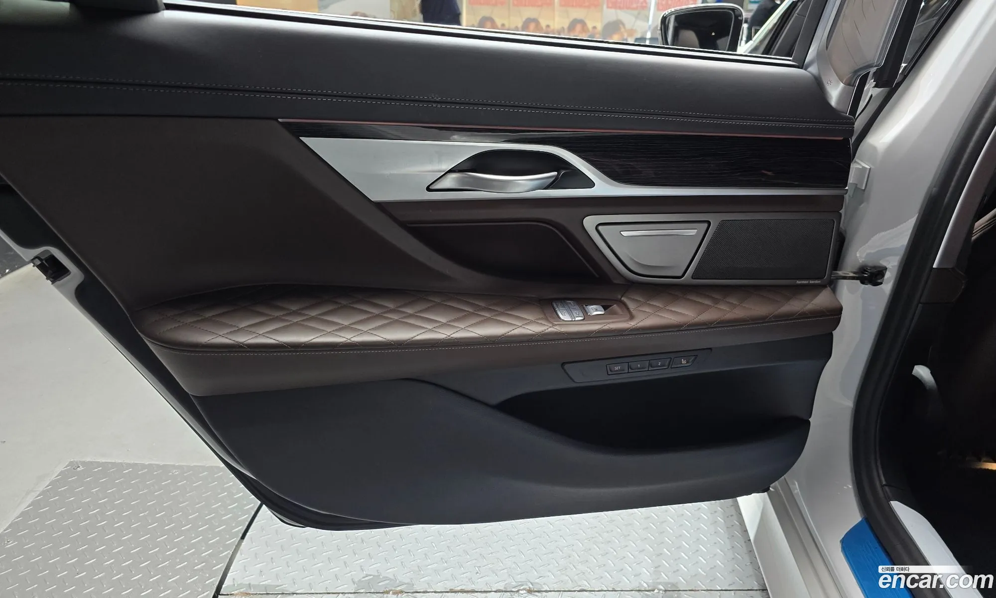 BMW 7 Series 2021 — 30