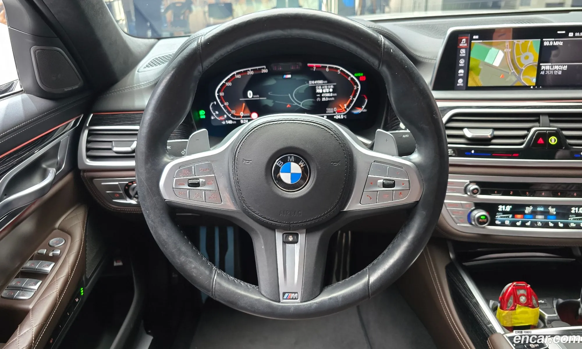 BMW 7 Series 2021 — 6
