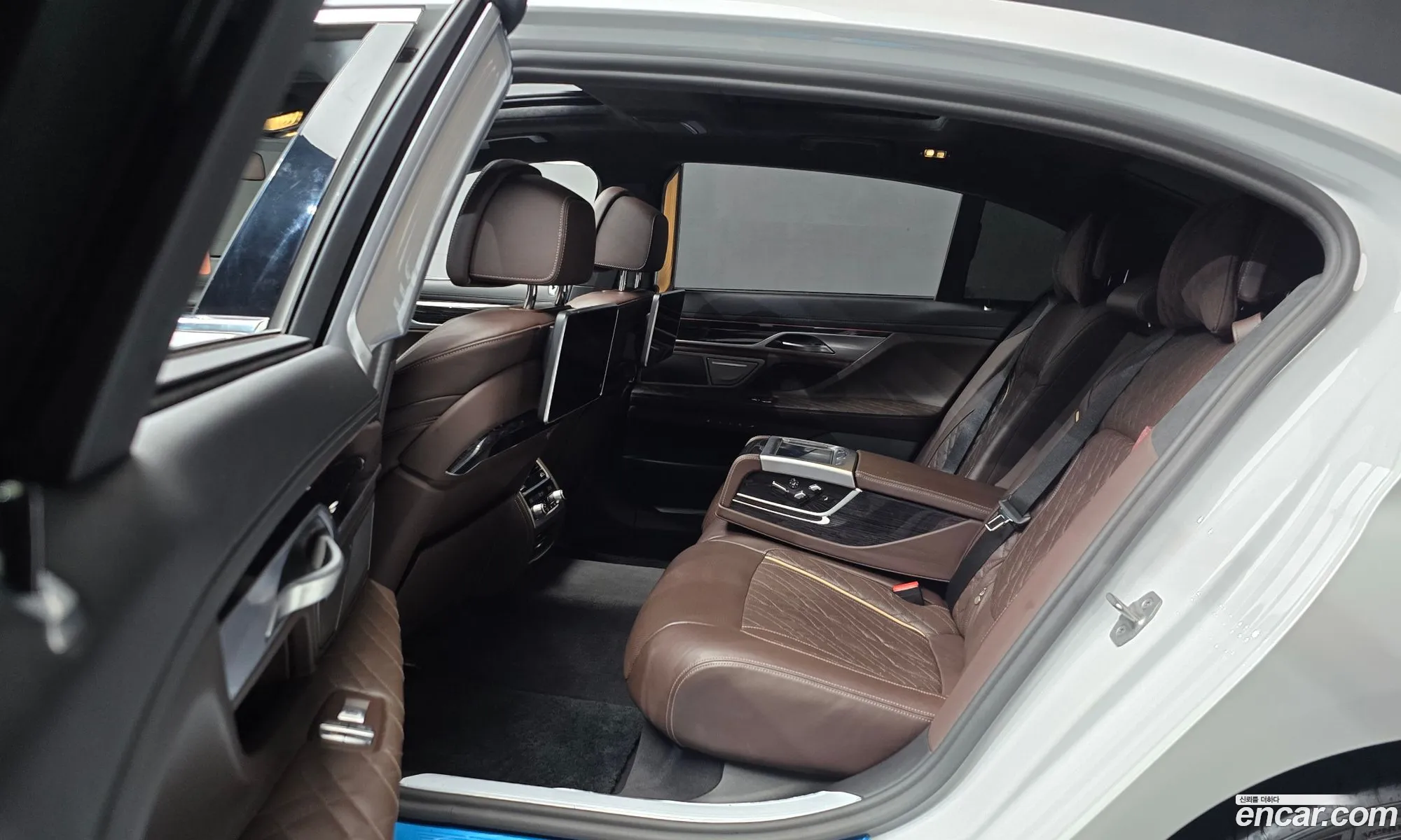 BMW 7 Series 2021 — 22