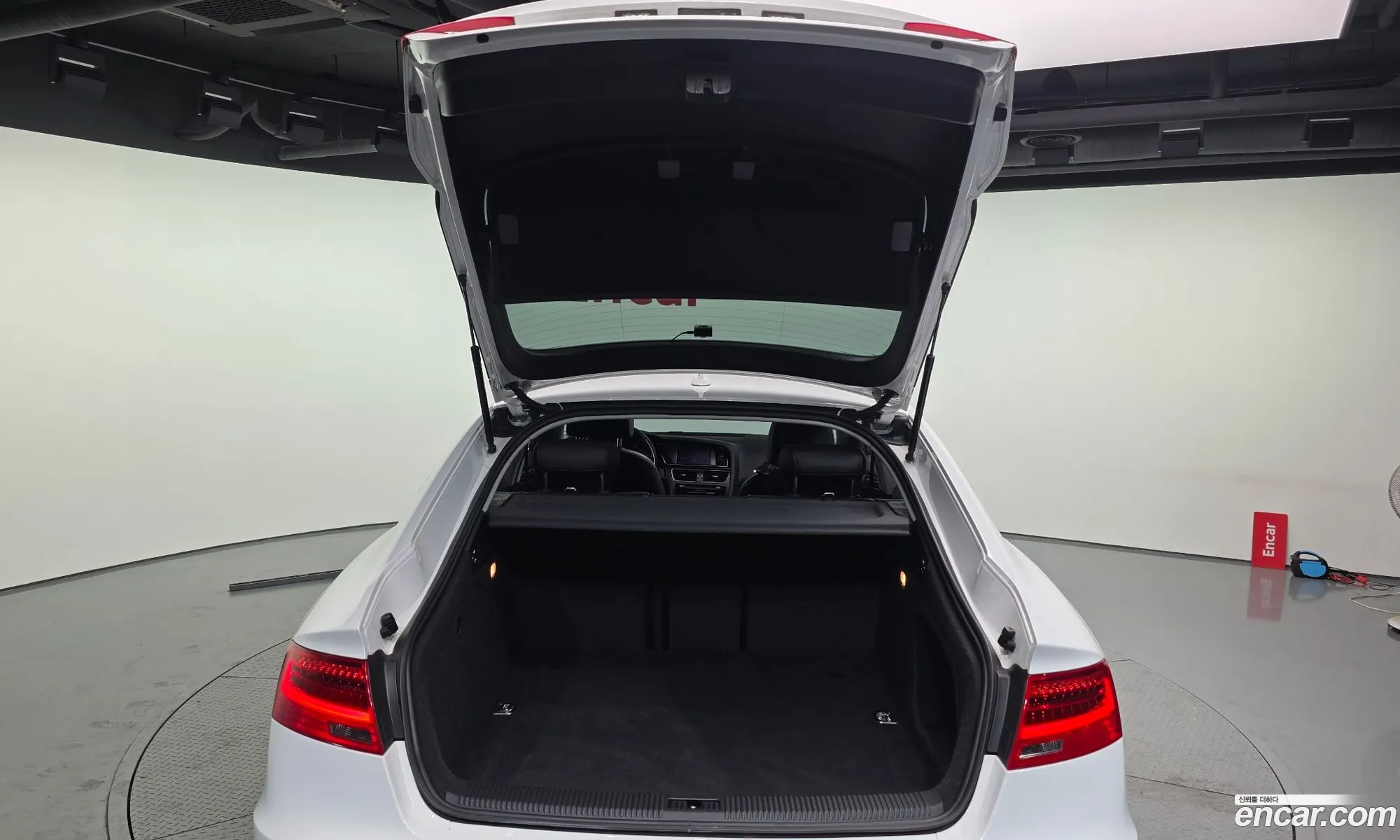 Audi A5 2015 WAUZZZ8T7FA055240 — 2