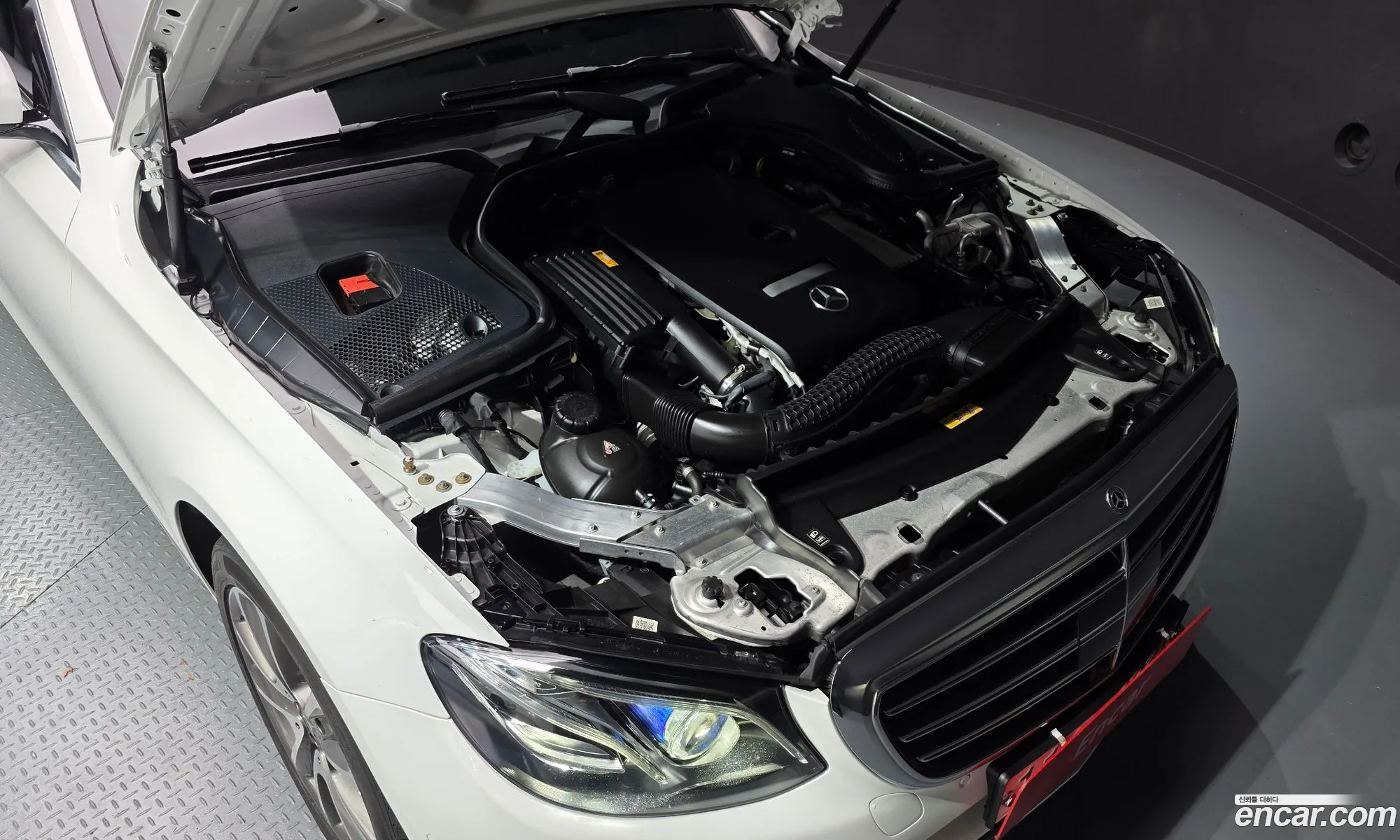 Mercedes-Benz E-Class W213 2020 W1KZF4KB4LA759797 — 9