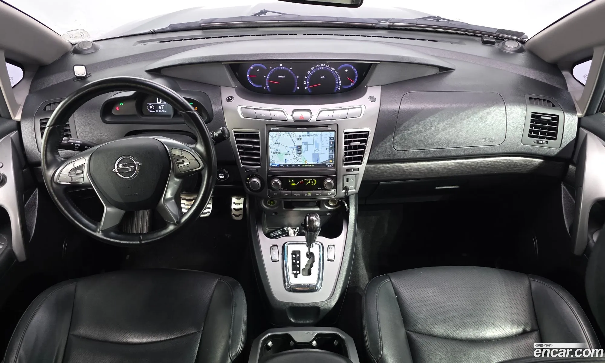 KG Mobility (SsangYong) Korando Turismo 2017 — 4