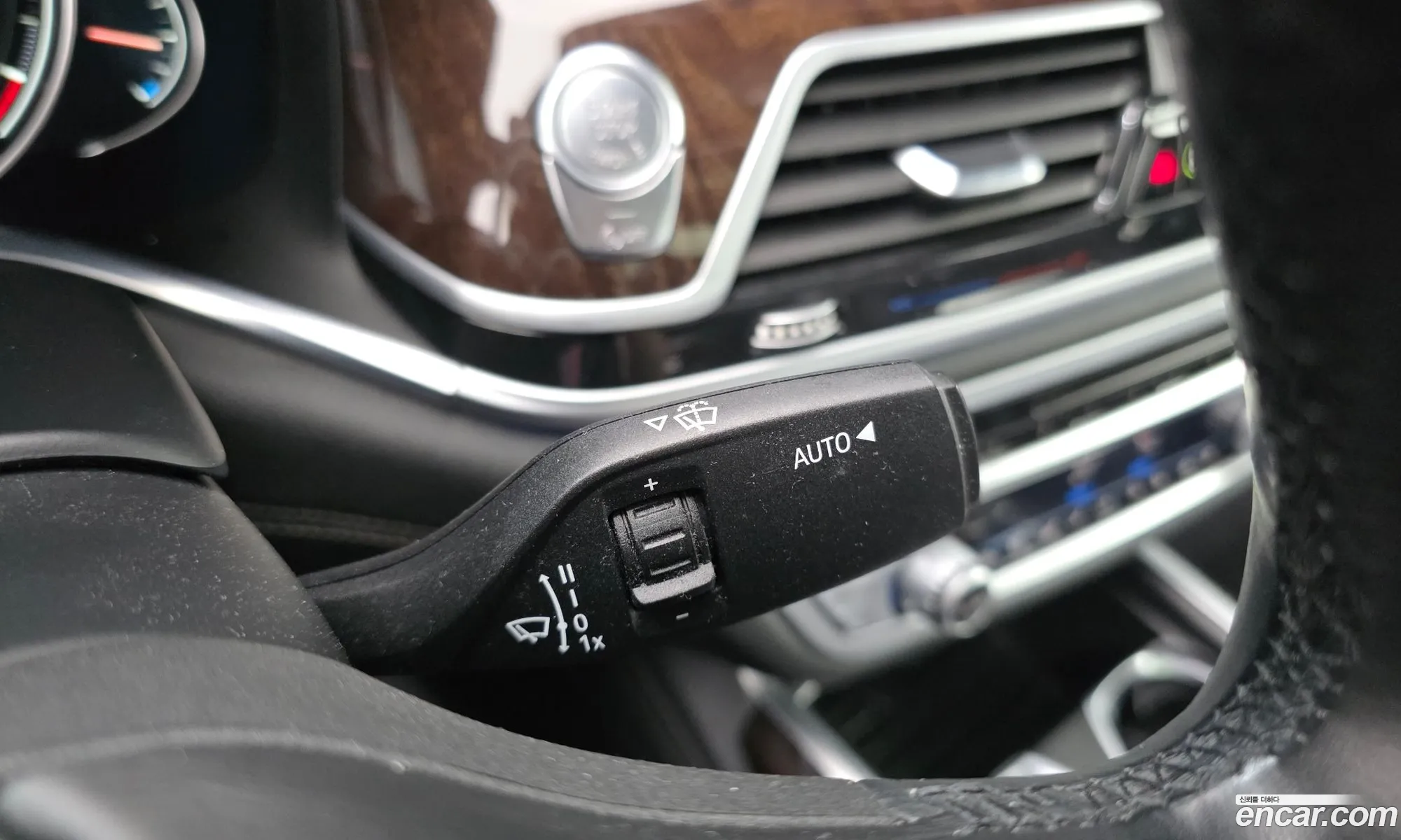 BMW 7 Series 2017 WBA7F2107HG781512 — 31