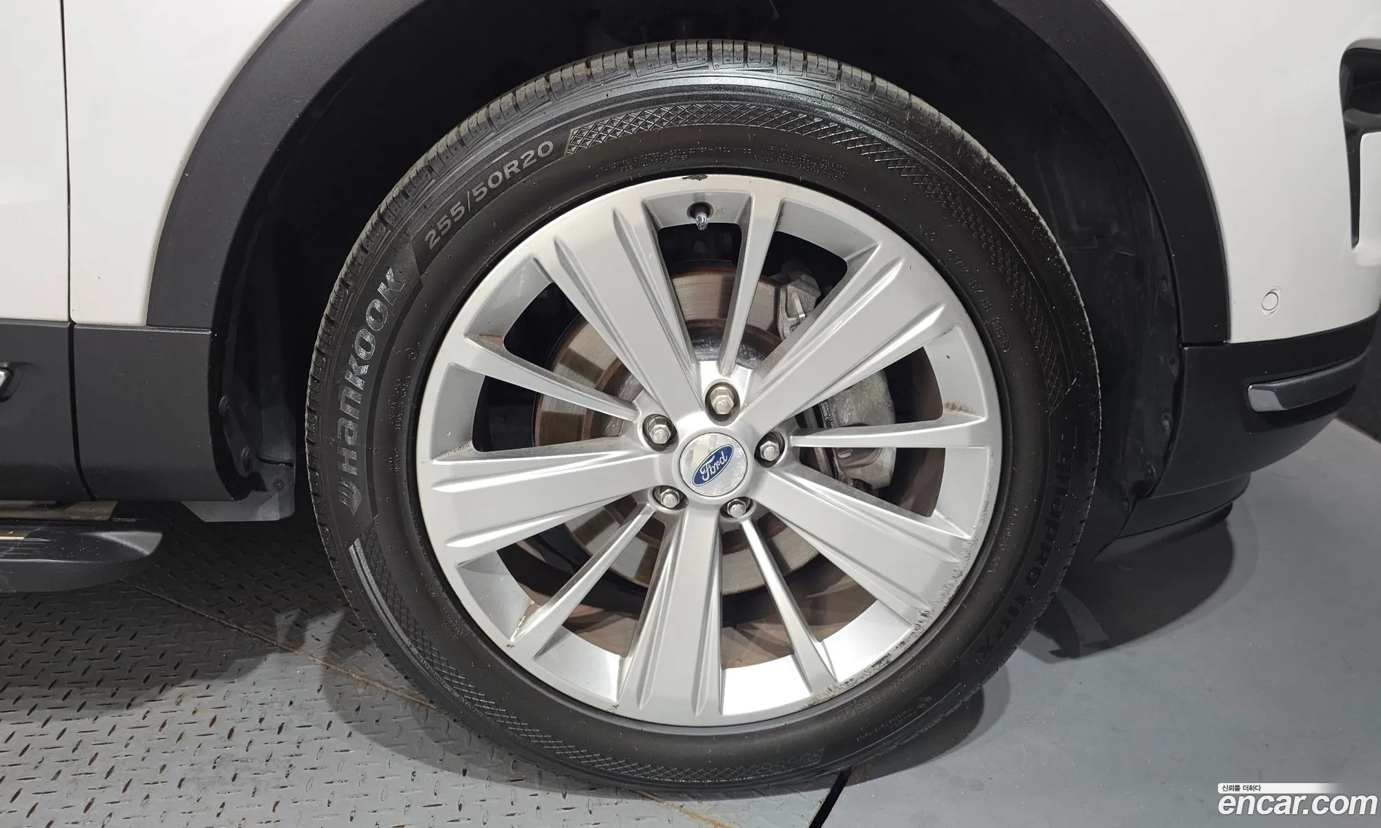 Ford Explorer 2019 1FM5K8FH2KGA56510 — 23