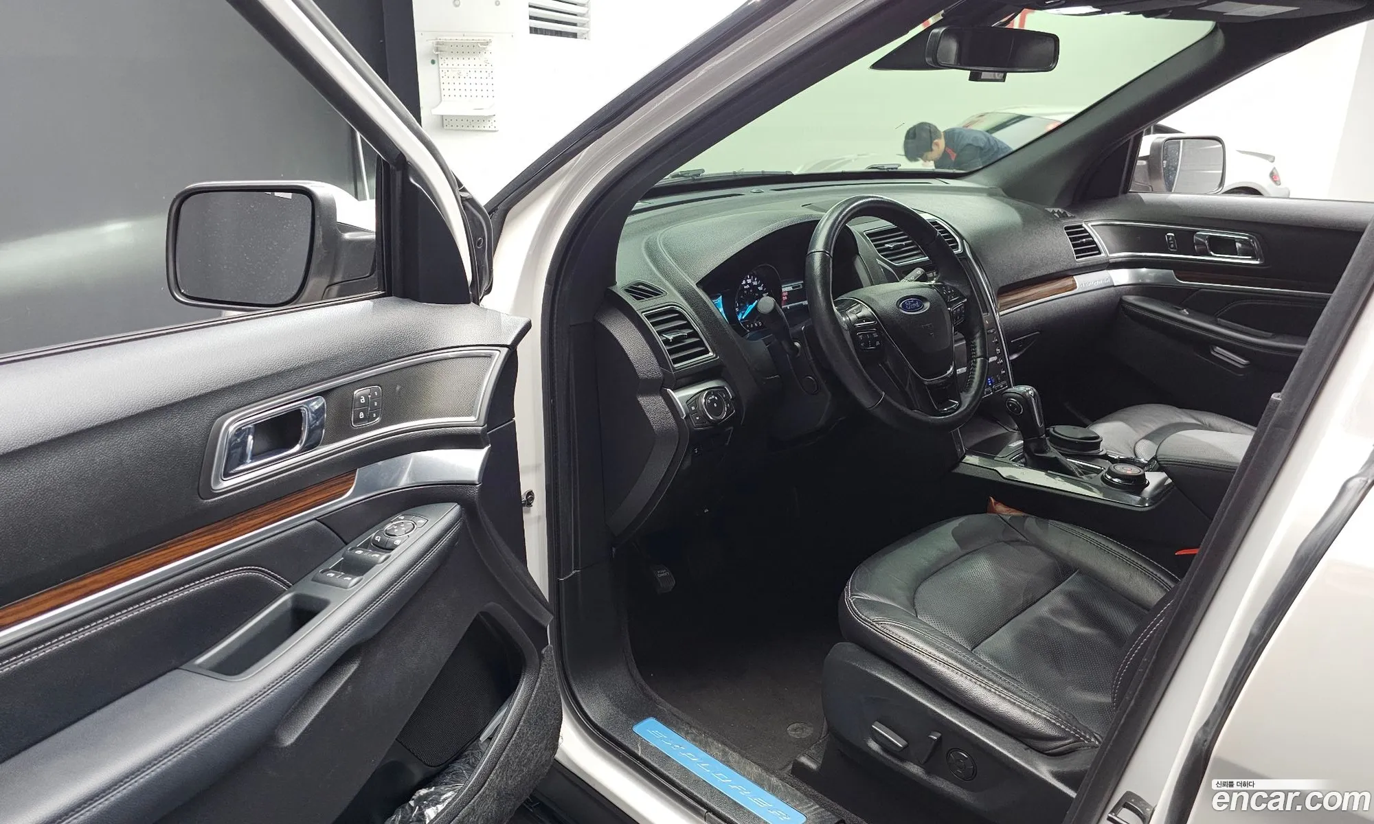 Ford Explorer 2019 1FM5K8FH2KGA56510 — 2