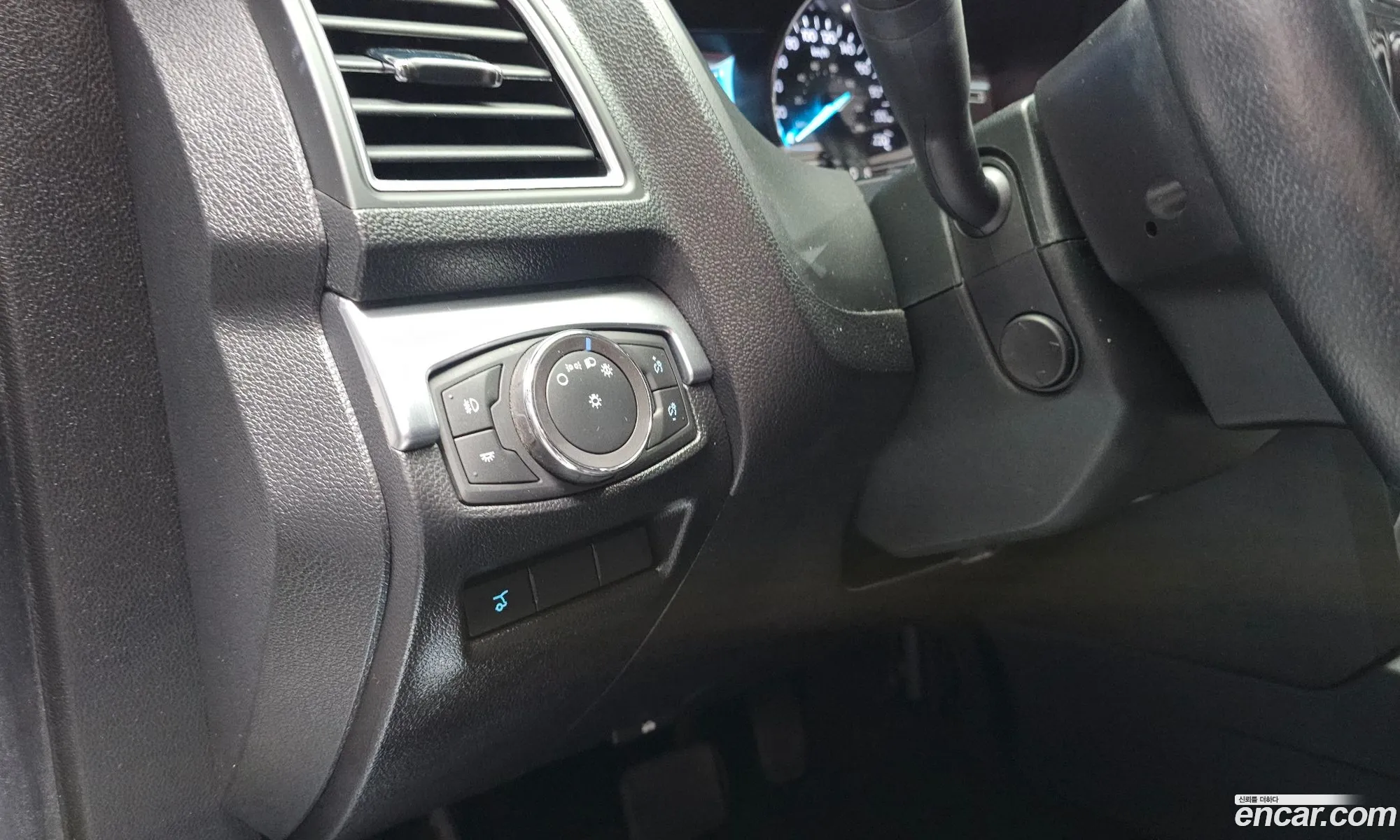 Ford Explorer 2019 1FM5K8FH2KGA56510 — 13