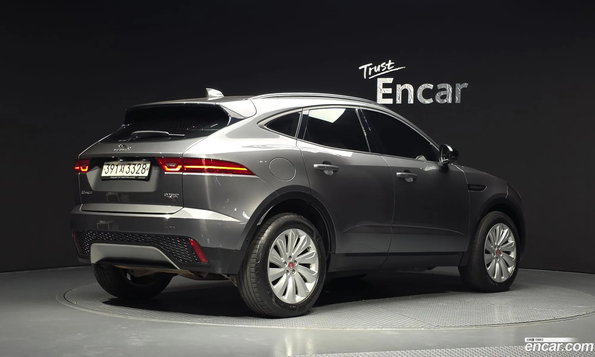 Jaguar E-Pace 2019 SADFA2BN2K1Z43763 — 11