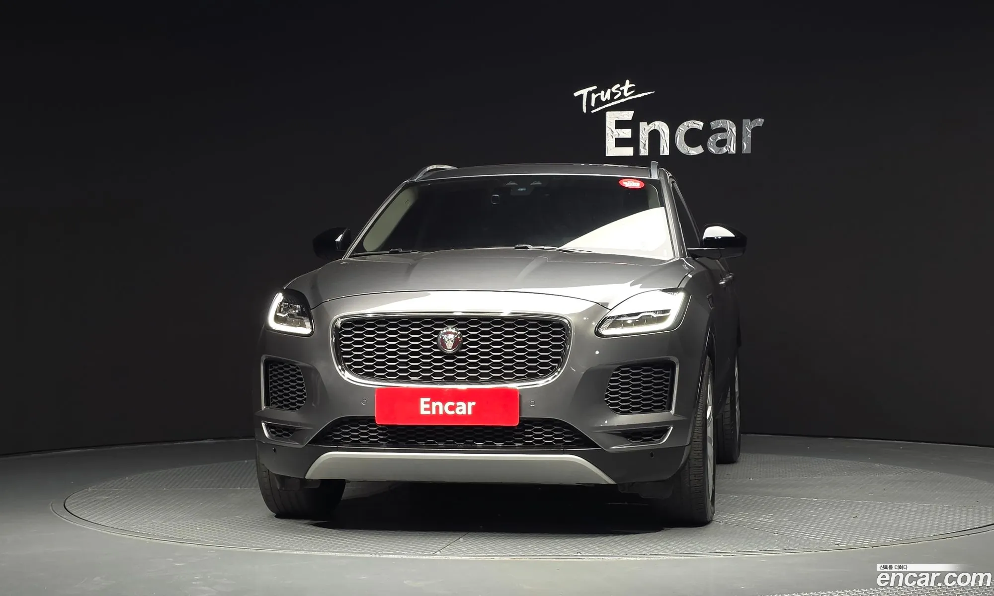 Jaguar E-Pace 2019 SADFA2BN2K1Z43763 — 3