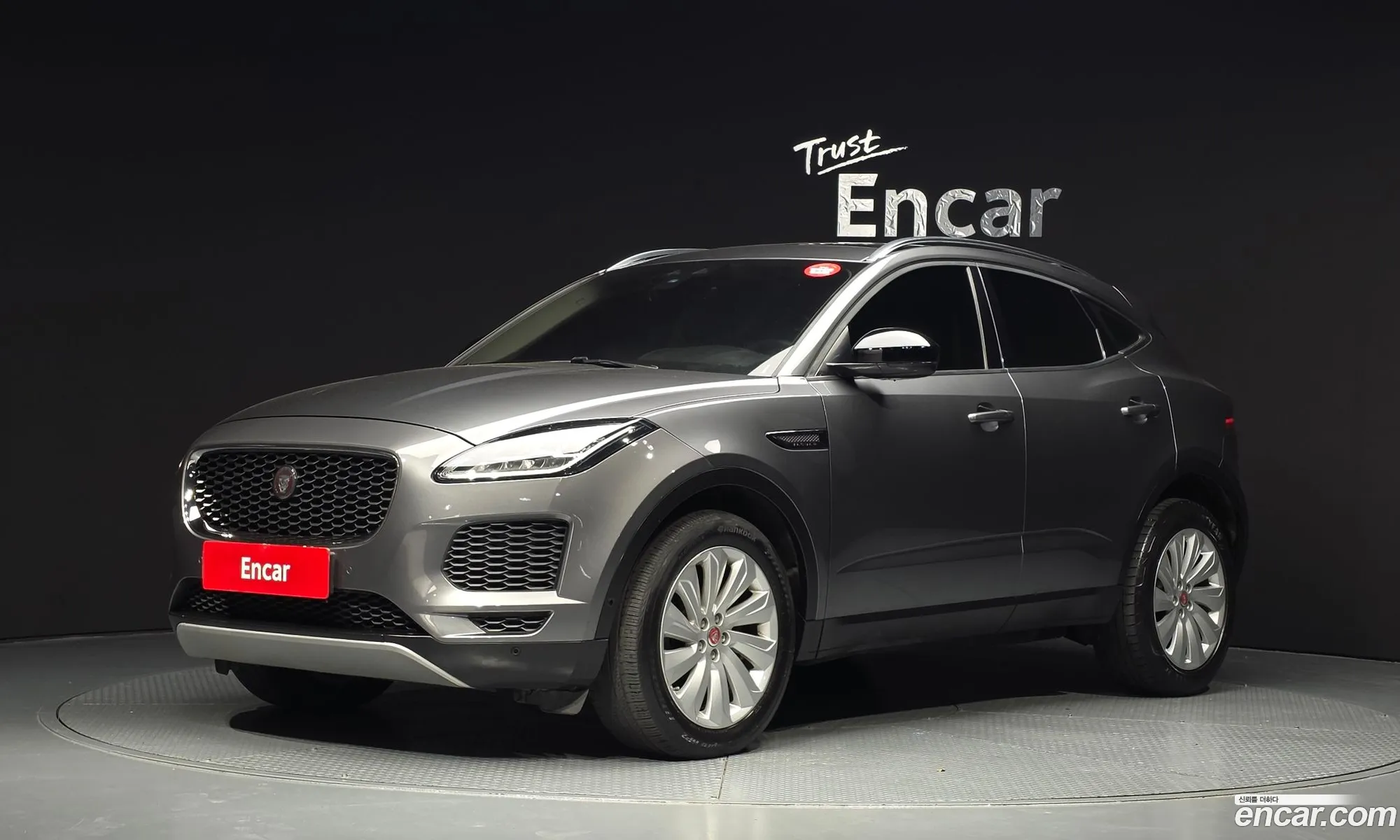 Jaguar E-Pace 2019 SADFA2BN2K1Z43763 — 8