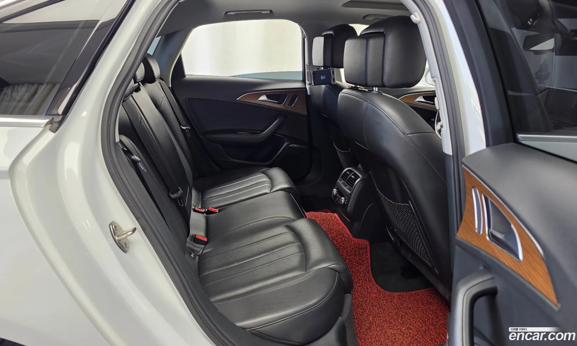 Audi A6 2015 — 6
