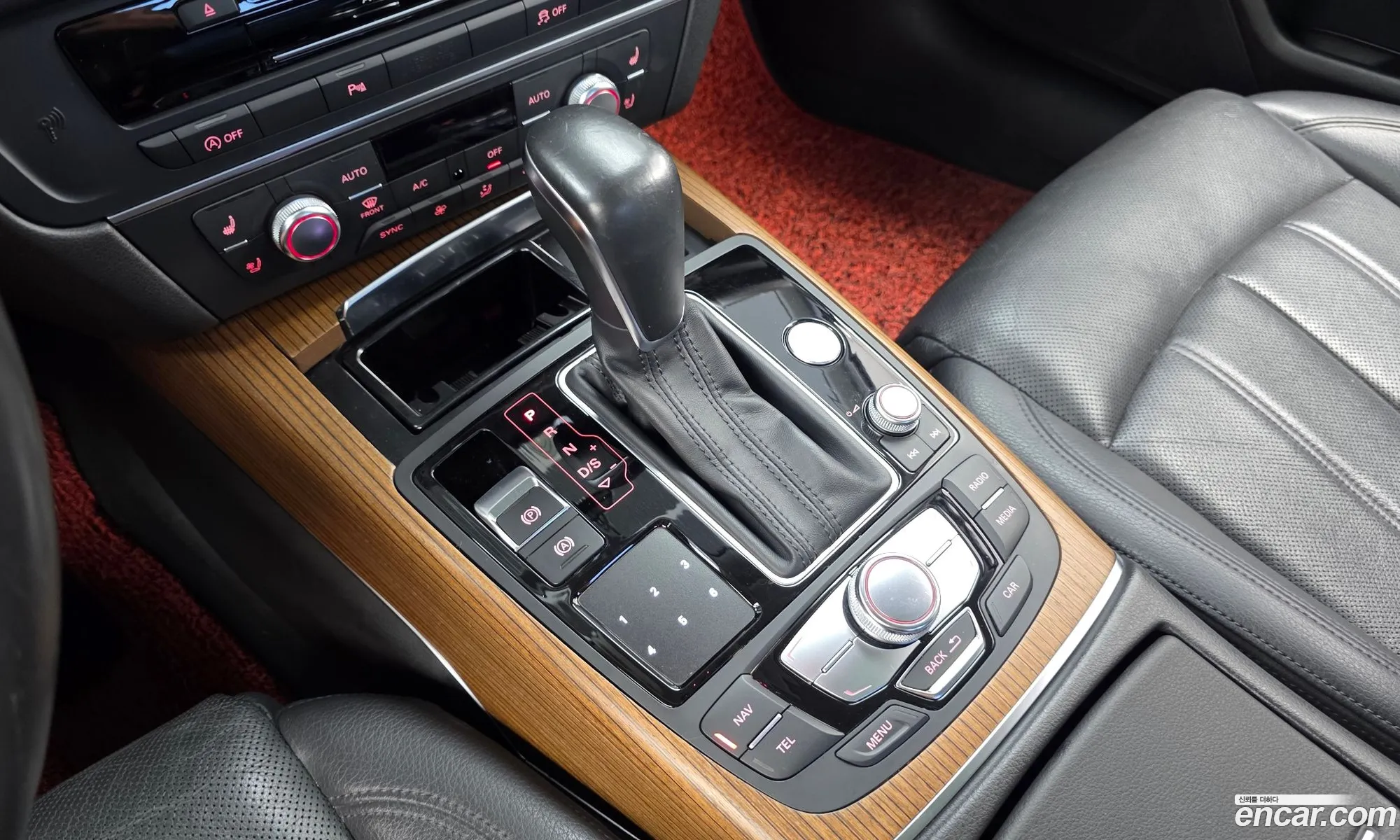 Audi A6 2015 — 17