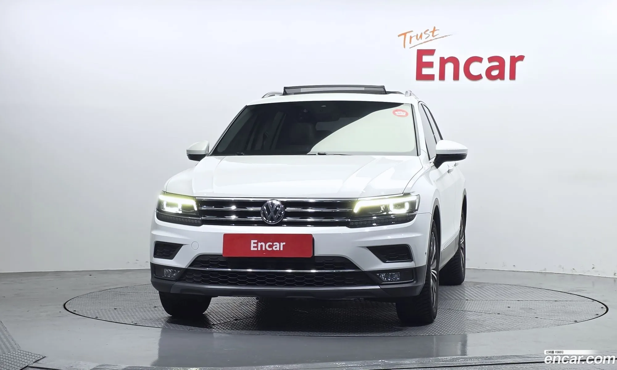 Volkswagen Tiguan 2020 — 11