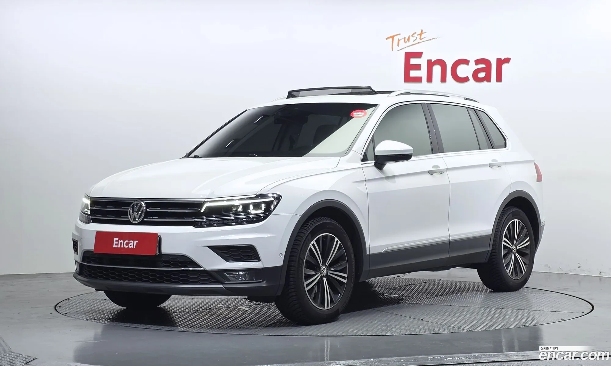 Volkswagen Tiguan 2020 — 17