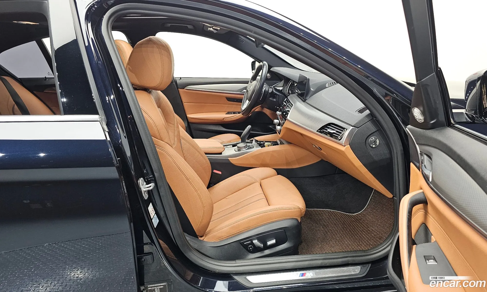 BMW 5 Series 2017 WBAJC3102JG994801 — 19