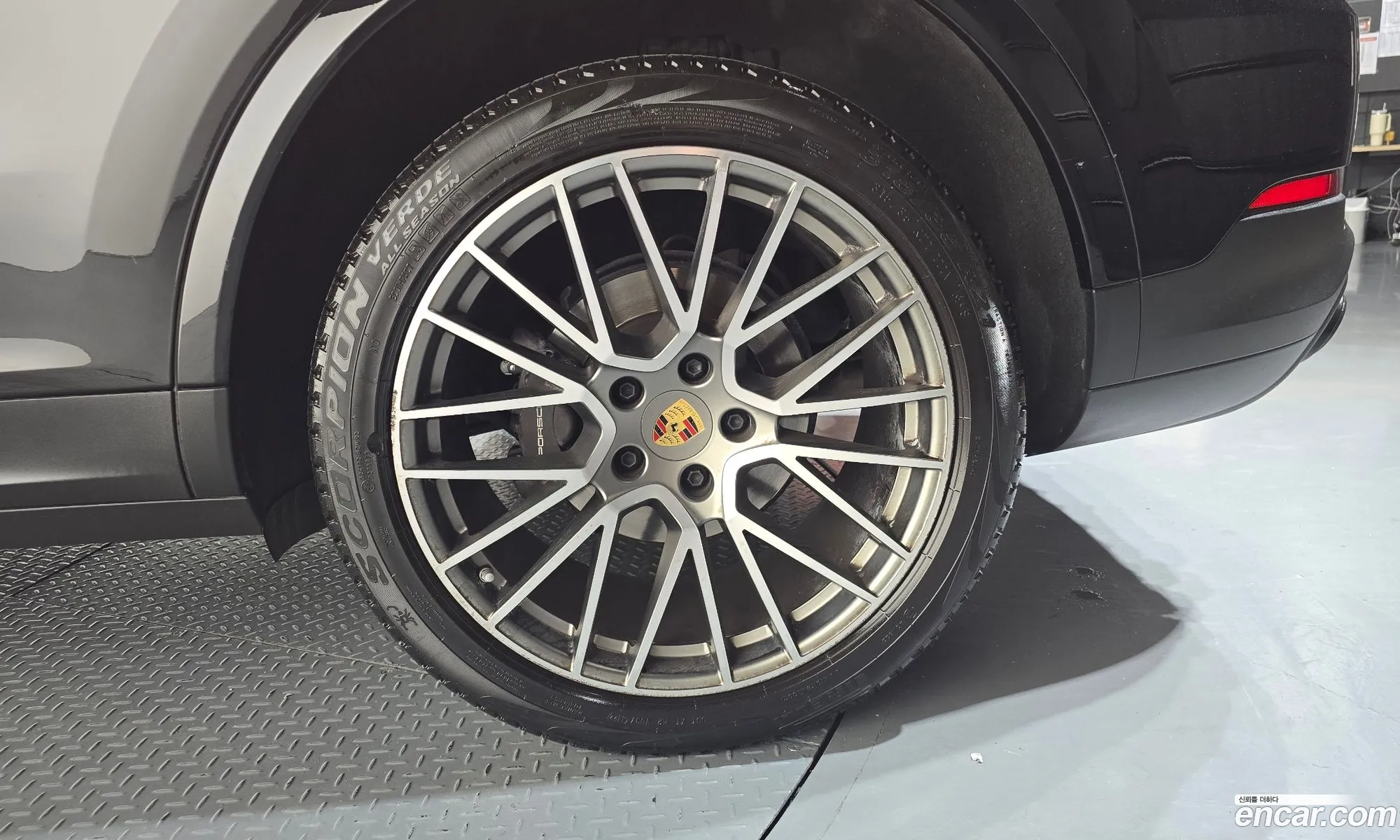 Porsche Cayenne 2023 WP1BA29Y4PDA37578 — 31