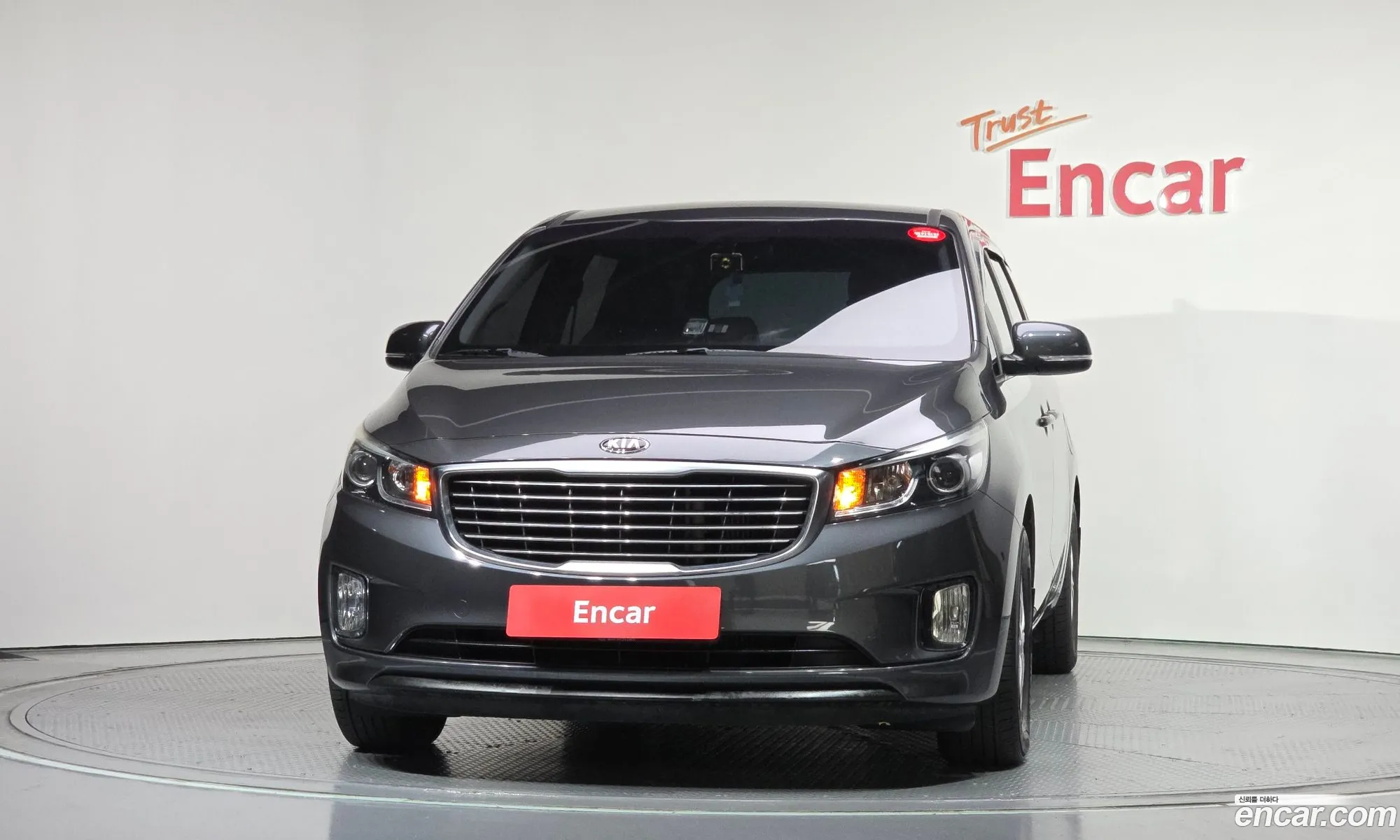 Kia Carnival 2018 — 2