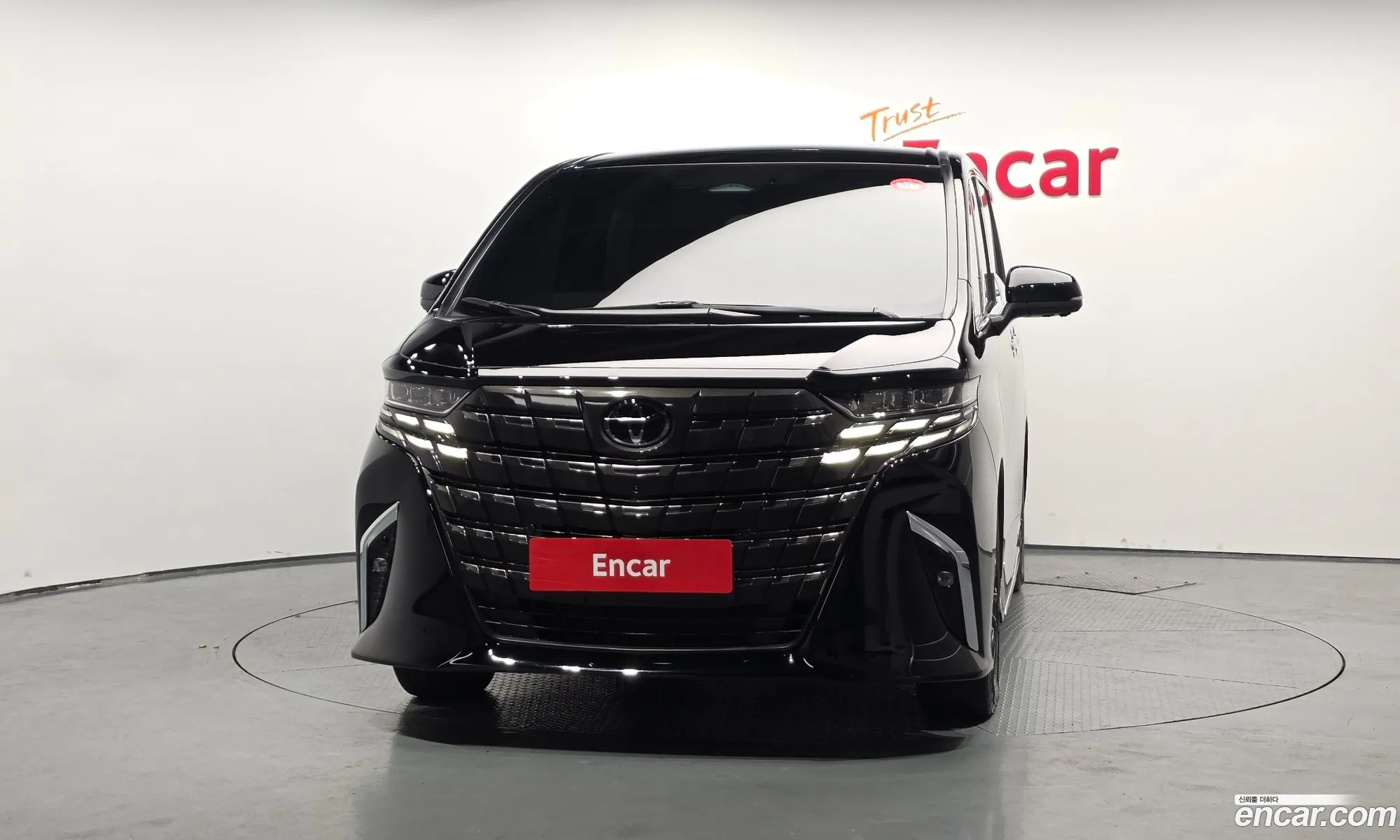 Toyota Alphard 2025 — 19