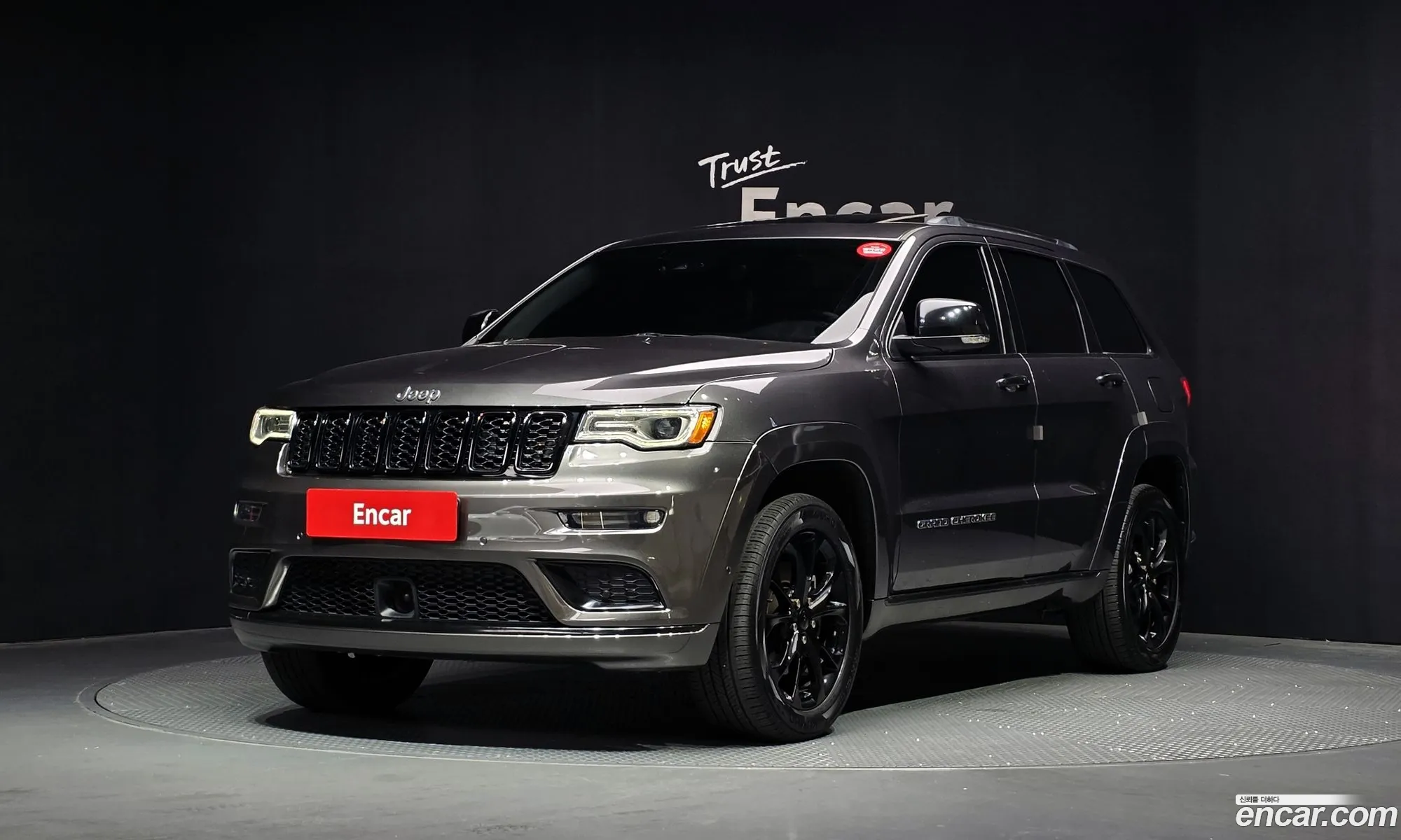 Jeep Grand Cherokee 2021 — 32