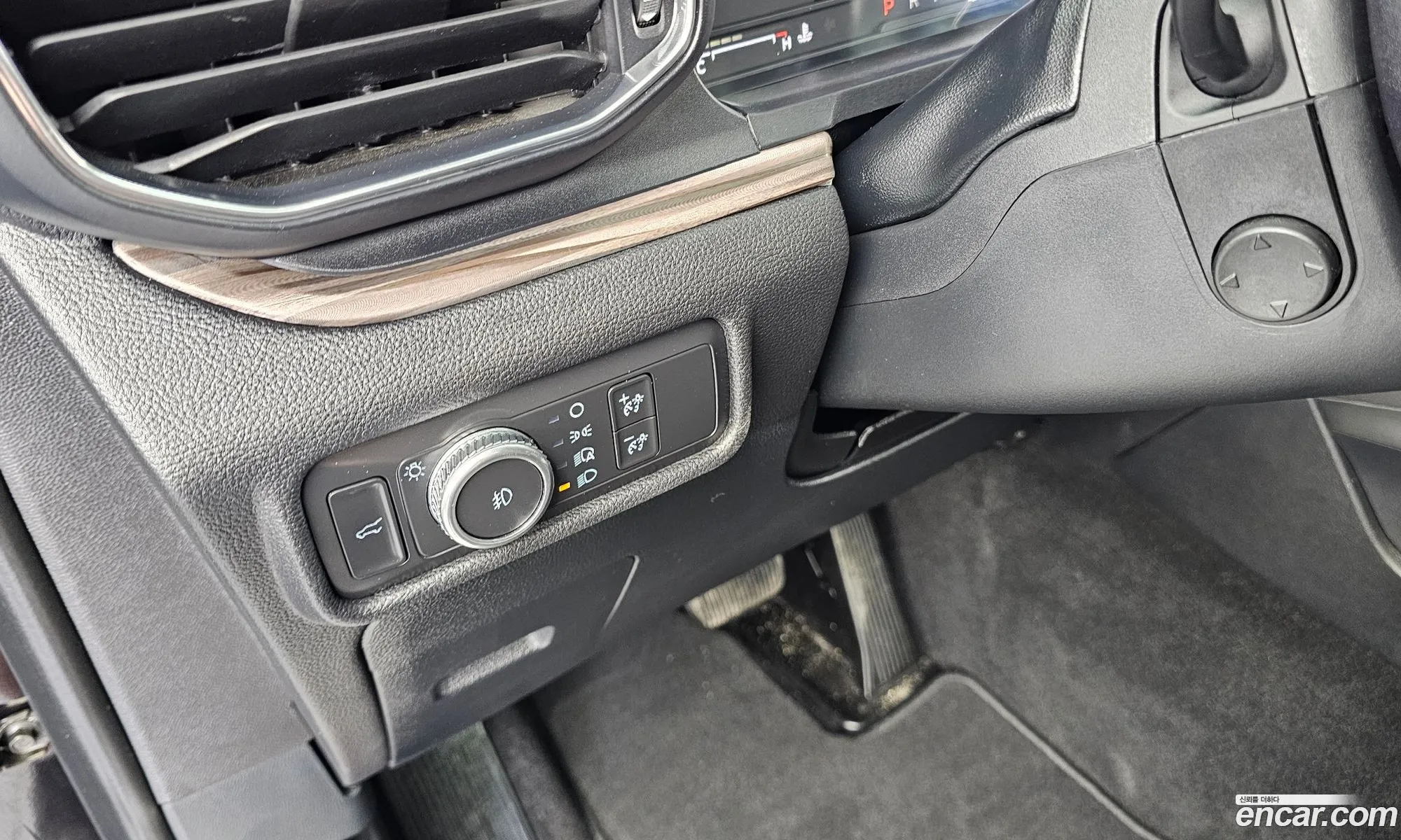 Ford Explorer 6th Gen 2020 1FMSK8FH9LGC54697 — 7