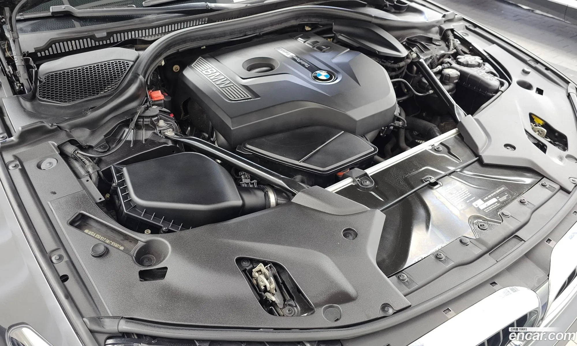 BMW 5 Series 2017 WBAJD9102JWC10982 — 12