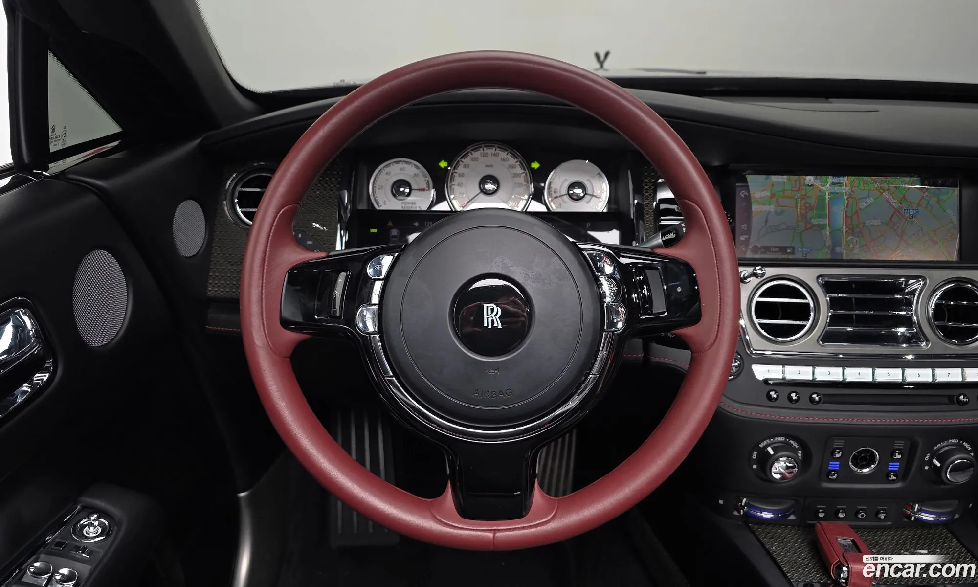 Rolls-Royce Dawn 2020 SCAXZ8109LU200414 — 33