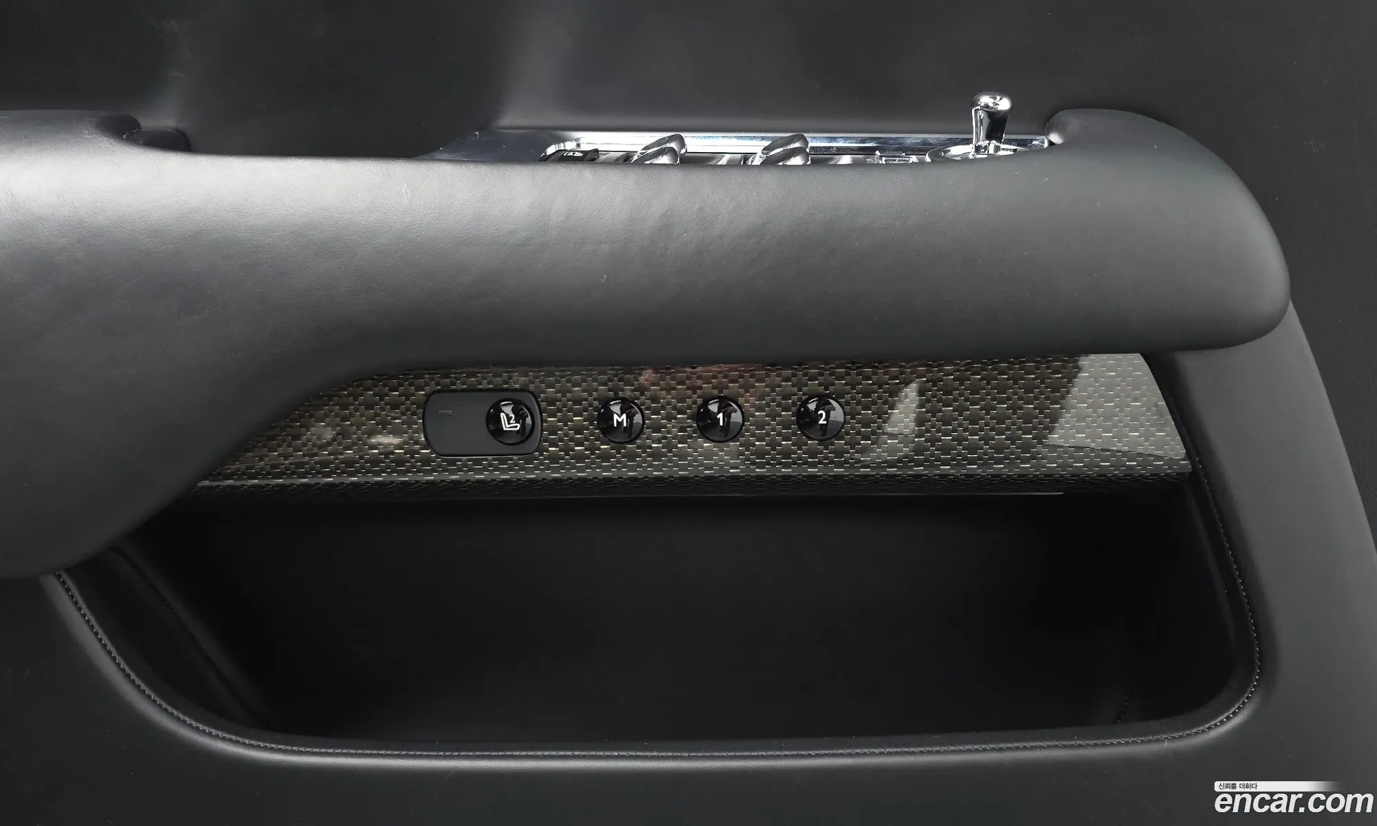 Rolls-Royce Dawn 2020 SCAXZ8109LU200414 — 23