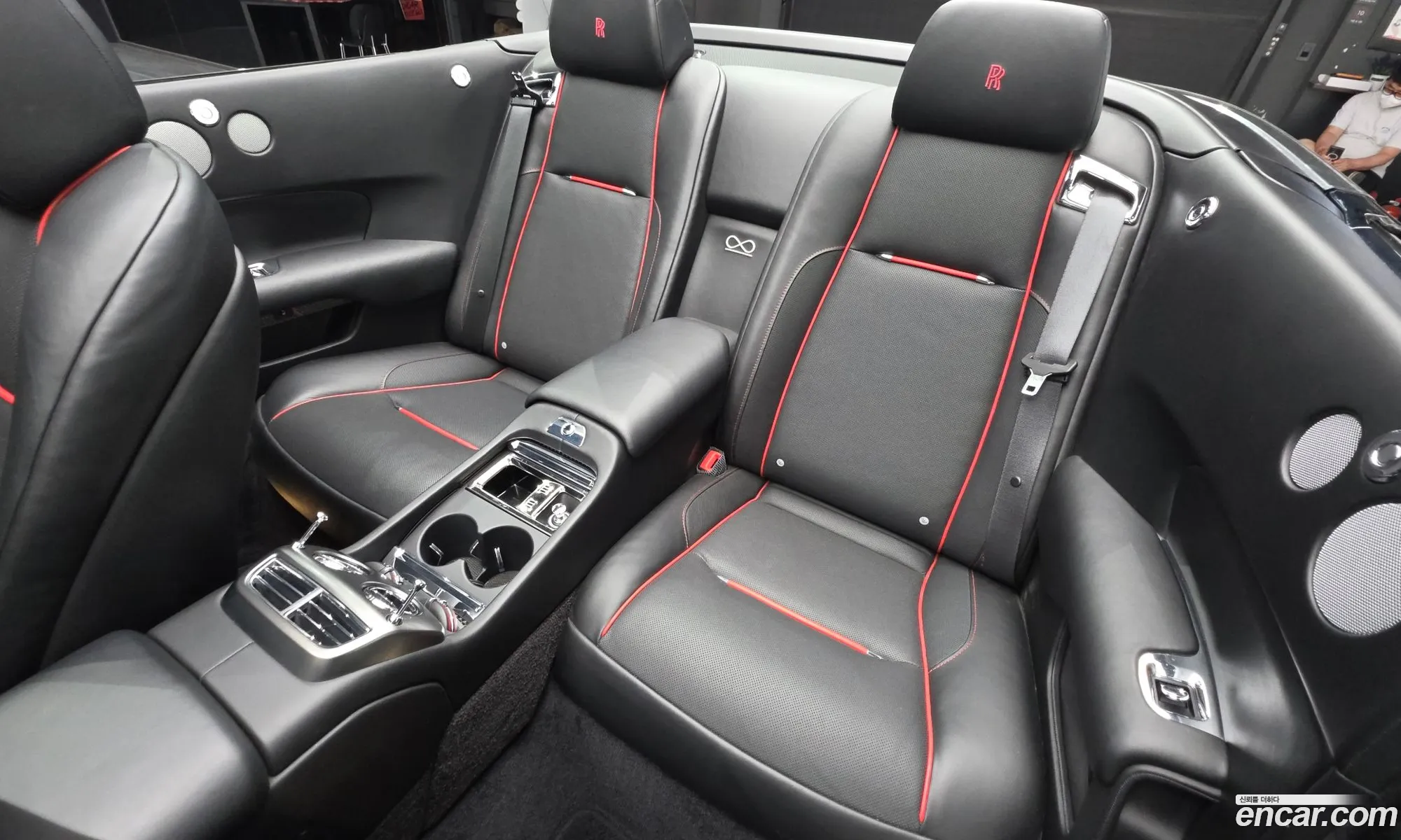 Rolls-Royce Dawn 2020 SCAXZ8109LU200414 — 12