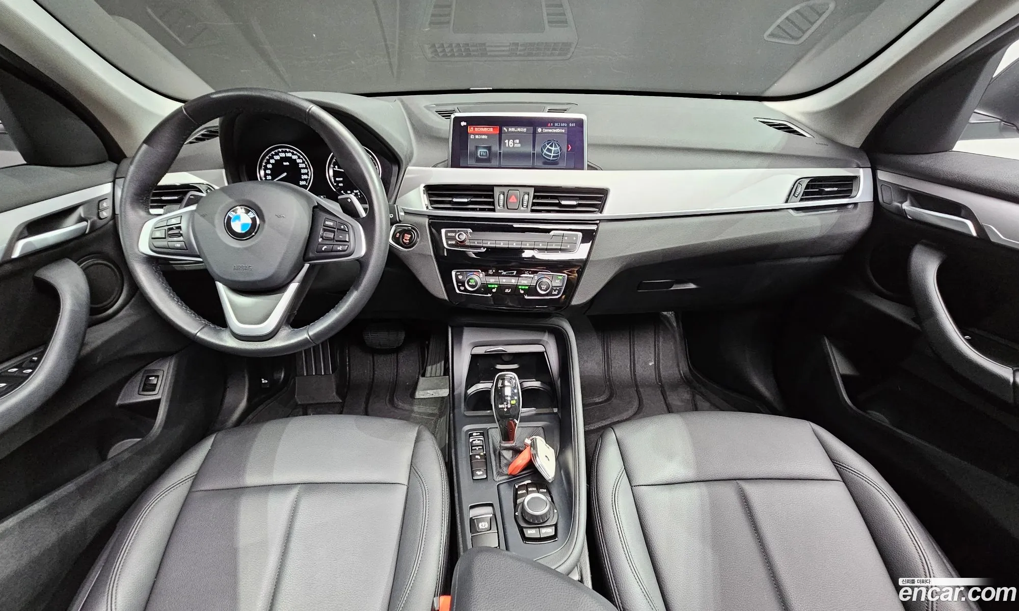 BMW X1 2020 WBA11DG09L5R65250 — 5