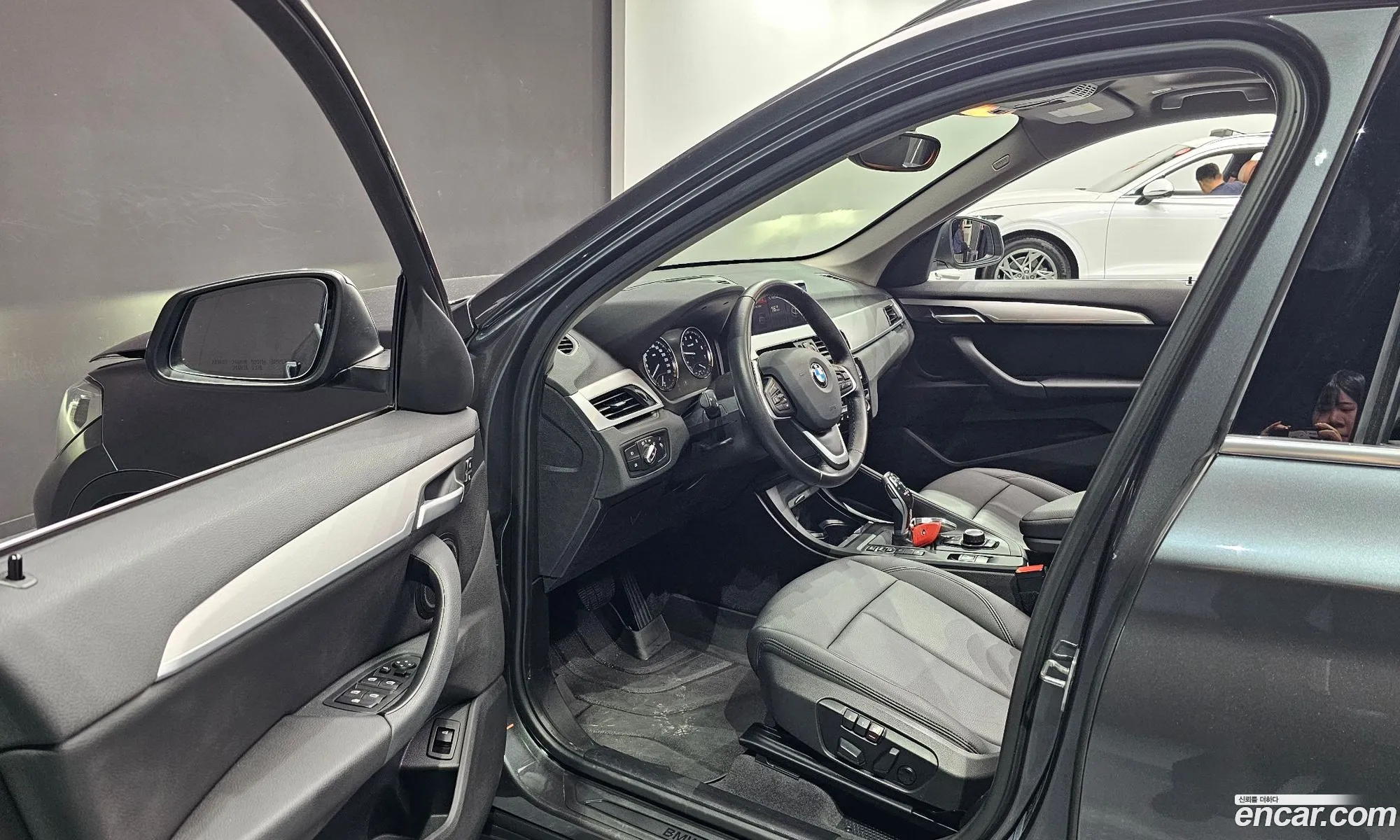 BMW X1 2020 WBA11DG09L5R65250 — 3