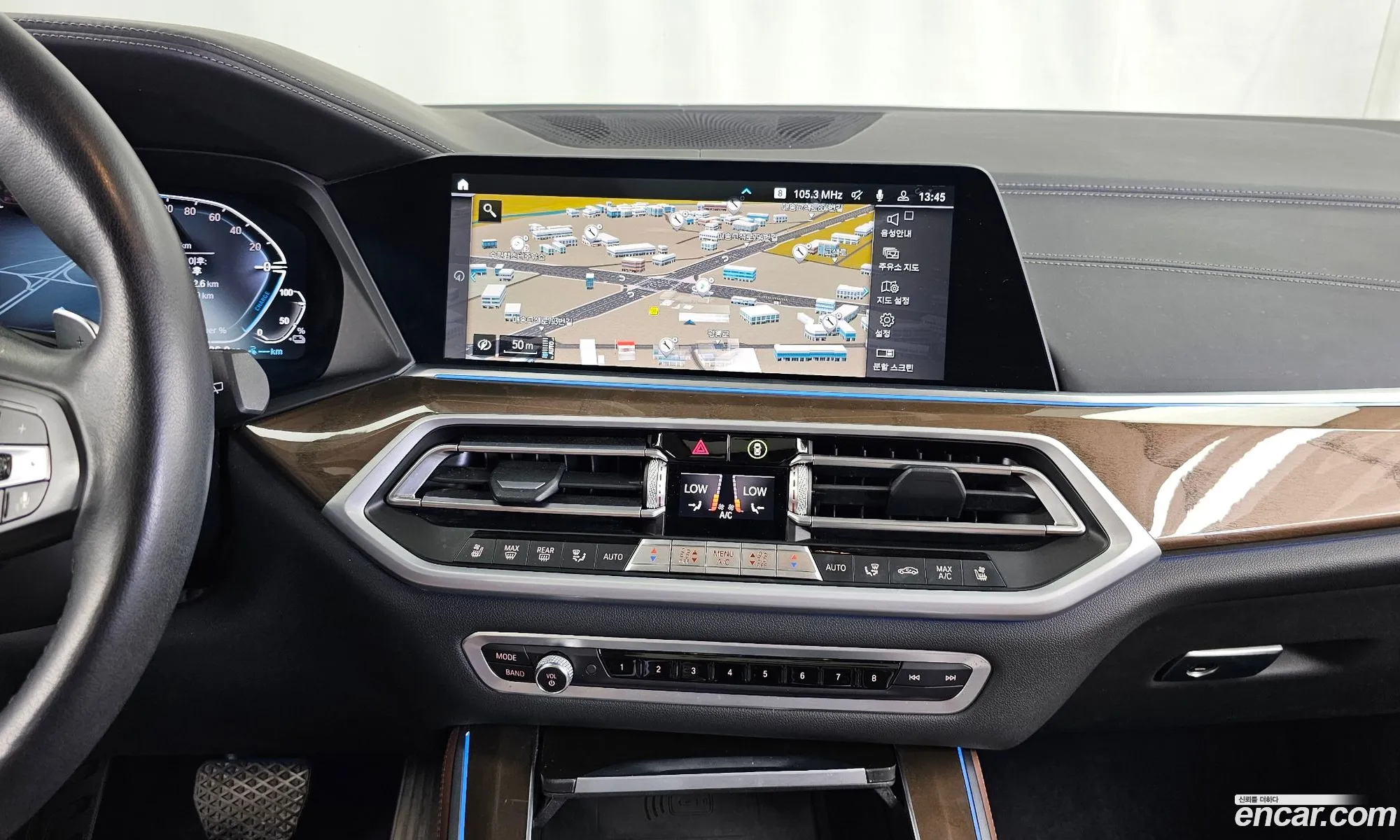 BMW X5 2021 — 12