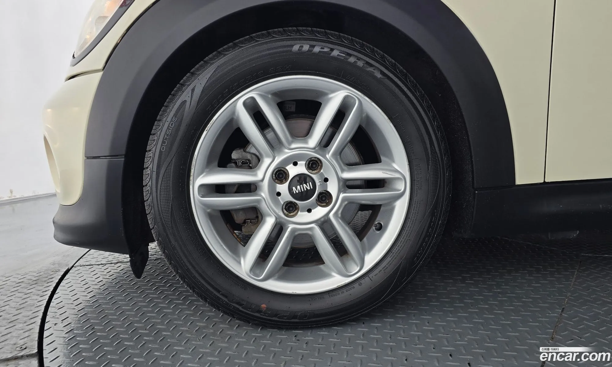 Mini Cooper Roadster 2012 WMWSY1100CT311286 — 3