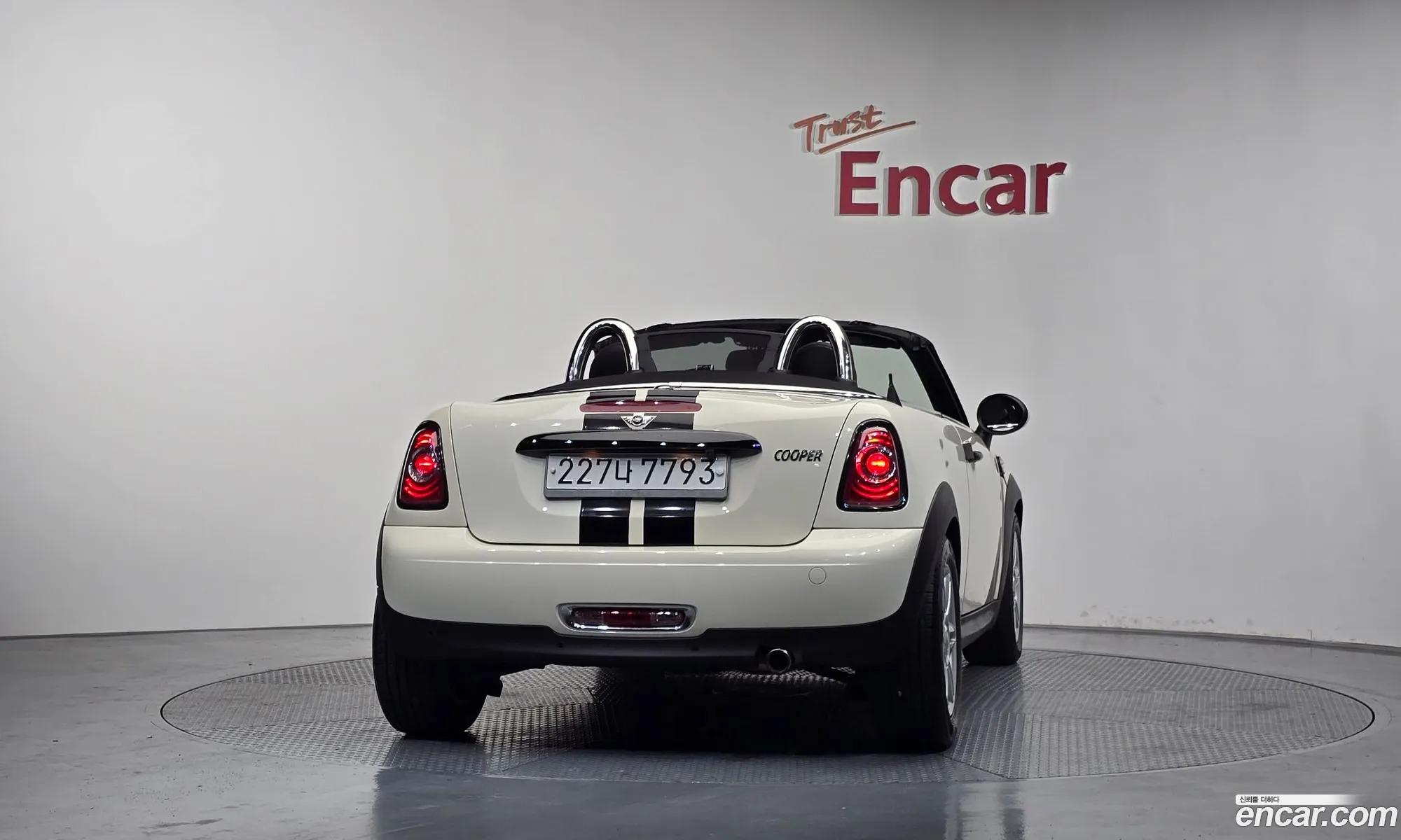 Mini Cooper Roadster 2012 WMWSY1100CT311286 — 6